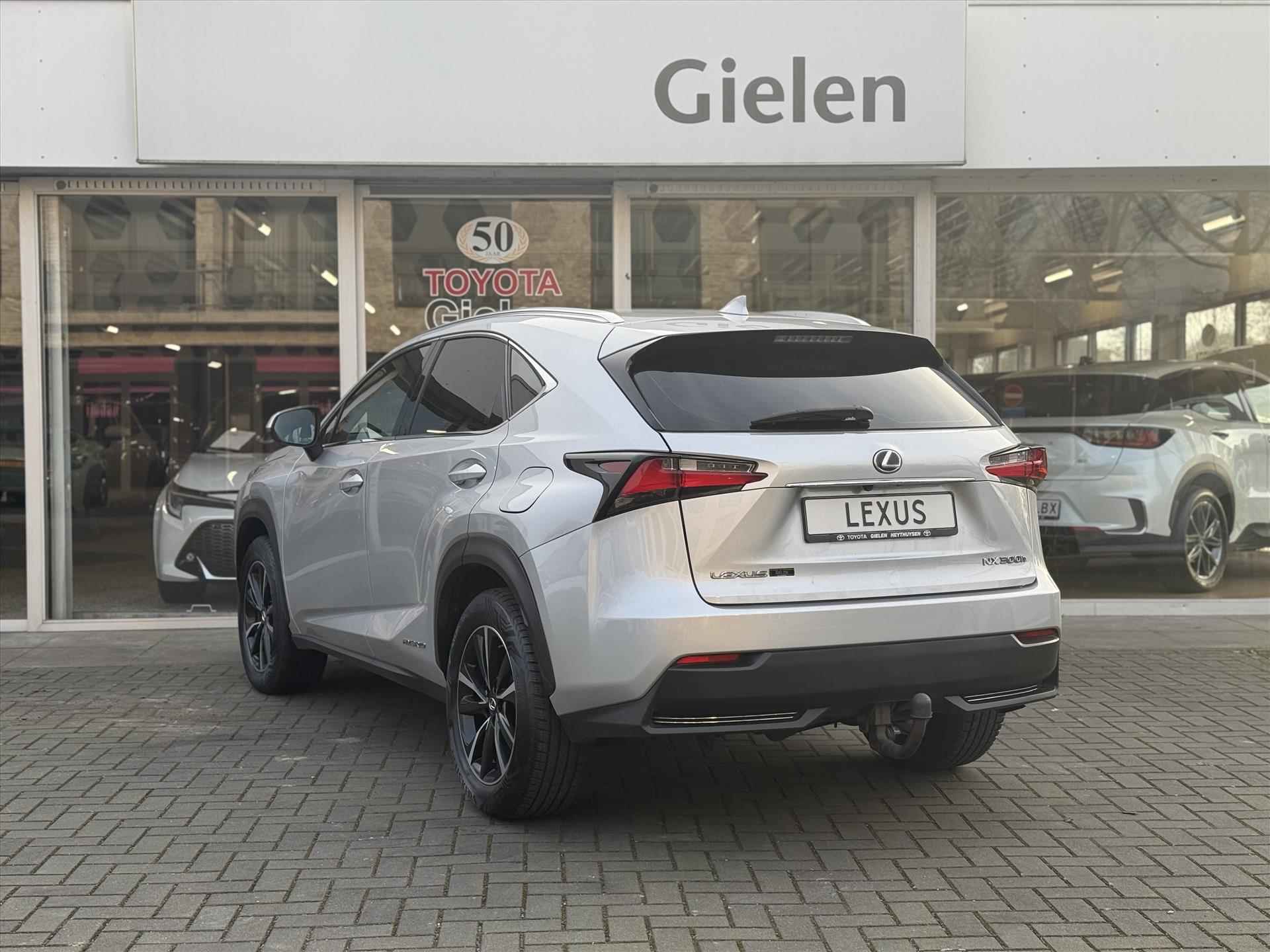 Lexus Nx 300h AWD 25th Edition | Trekhaak, Adaptive cruise control, 18 inch, Navigatie, Leer, Stoelverwarming, LED, 1.500KG Trekgewicht - 31/31