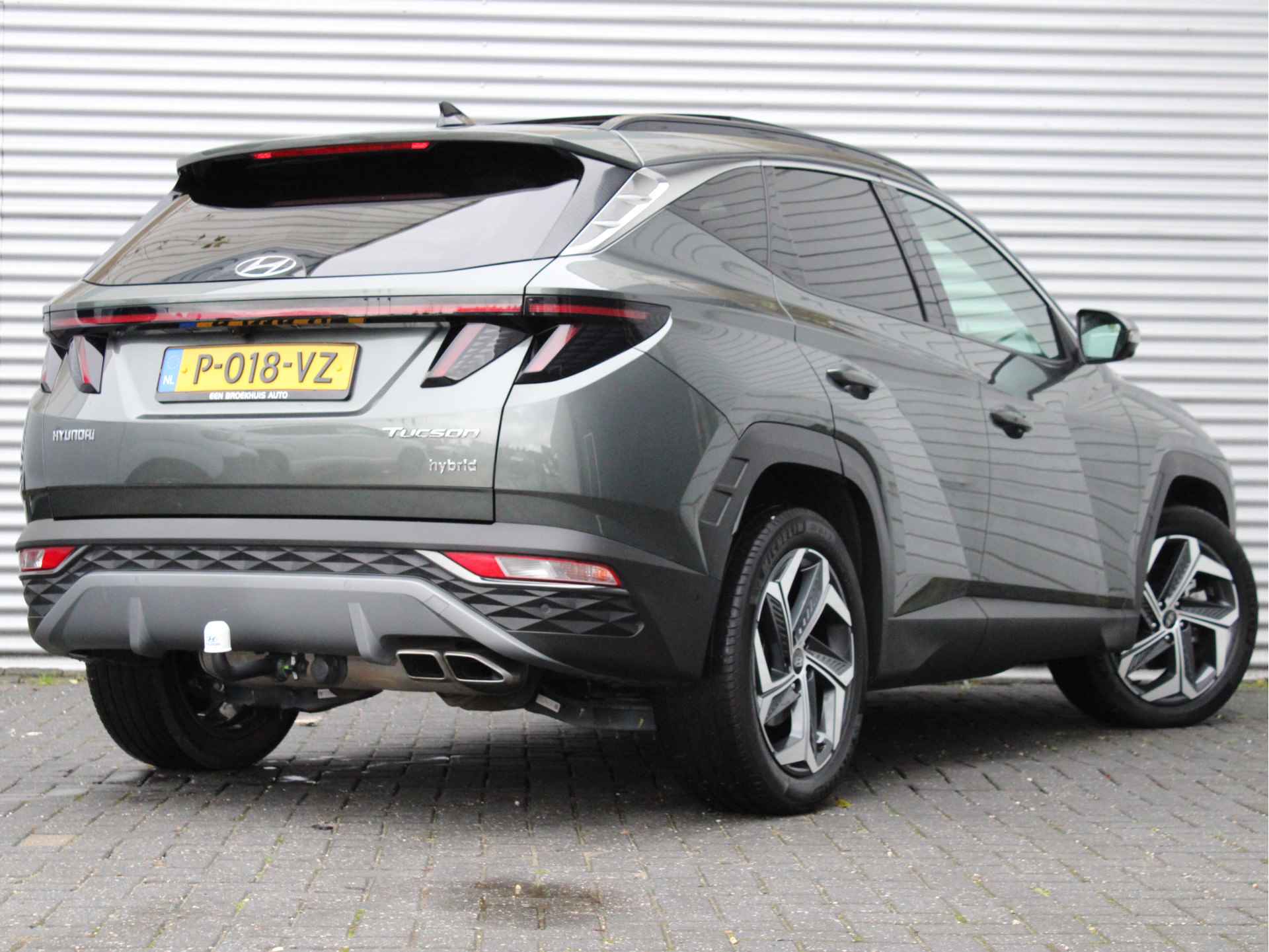 Hyundai Tucson 1.6 T-GDI HEV Premium Sky 230pk | Schuif-/Kanteldak | Trekhaak | Vol-Leder | Elektr. Stoelen | Stoelkoeling/Verwarming | Elektr. - 2/38