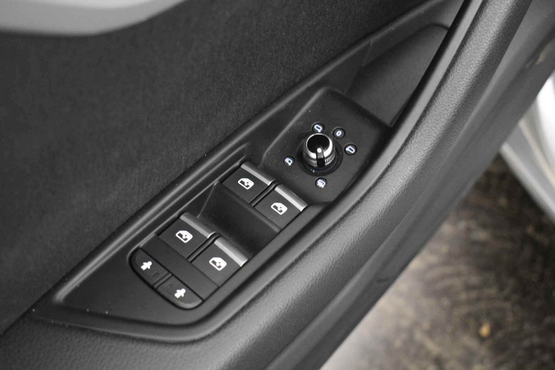 Audi A4 Avant 1.4 TFSI Design Pro Line Plus Camera EL Trekhaak - 28/35