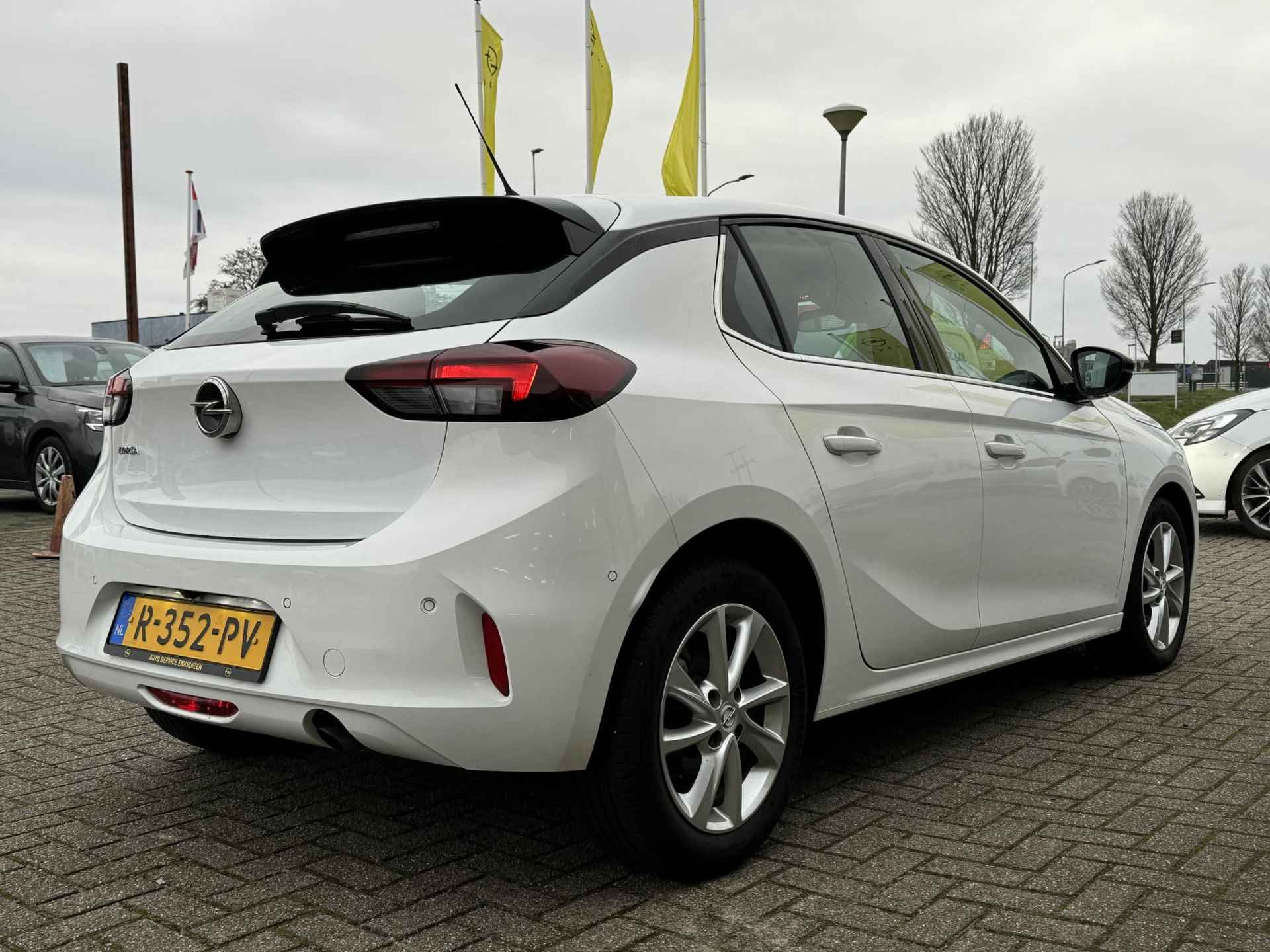 Opel Corsa 1.2 Turbo Elegance Super luxe | NL-auto | Lage km stand | 1e eigenaar | LED| Camera | Navi | Carplay | LMV - 6/39