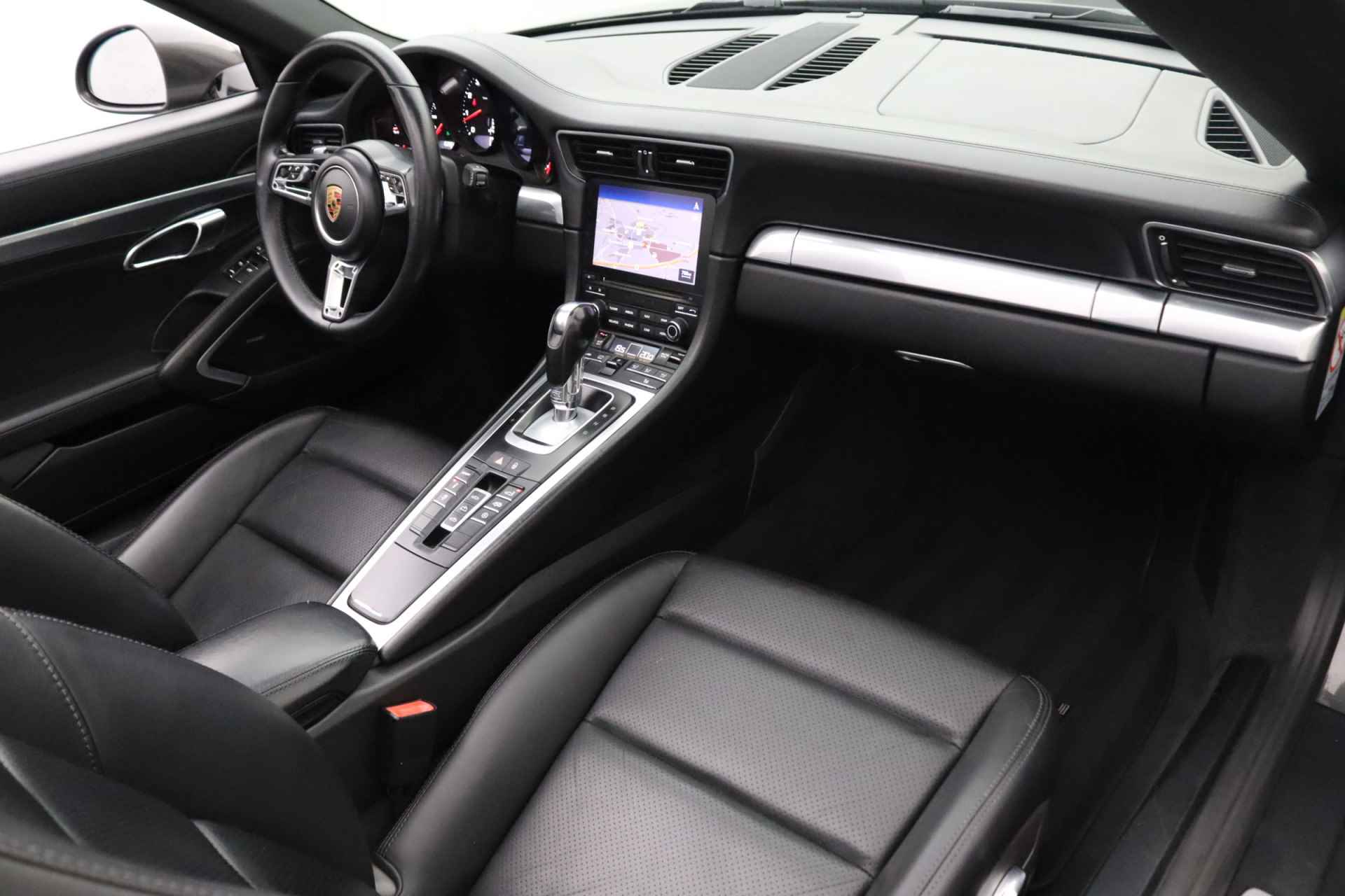 Porsche 911 Cabrio 3.0 Carrera S 421 PK | Camera | Lederen bekleding | Stoelverwarming | Parkeersensoren - 12/28