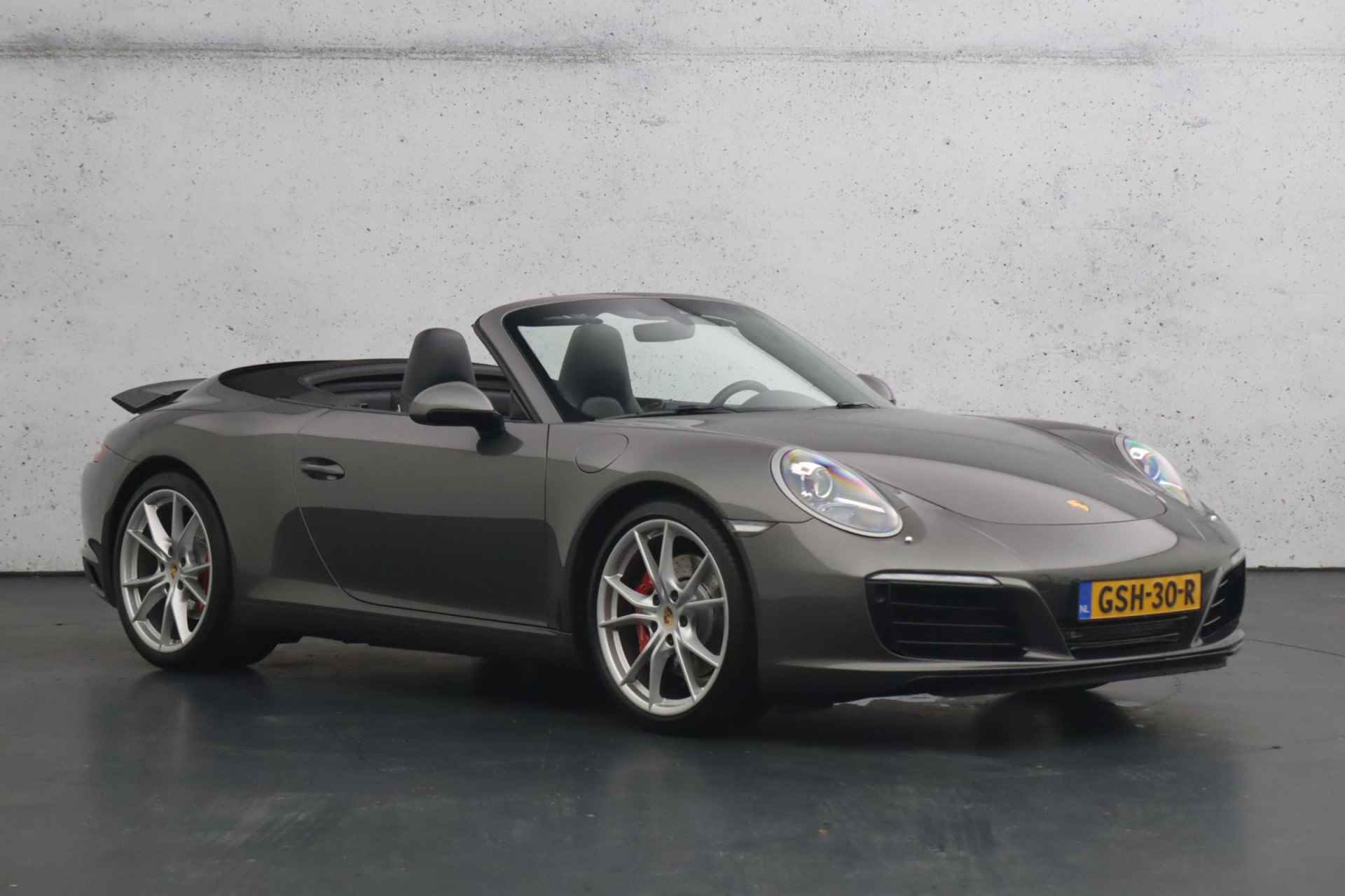 Porsche 911 Cabrio 3.0 Carrera S 421 PK | Camera | Lederen bekleding | Stoelverwarming | Parkeersensoren - 26/28