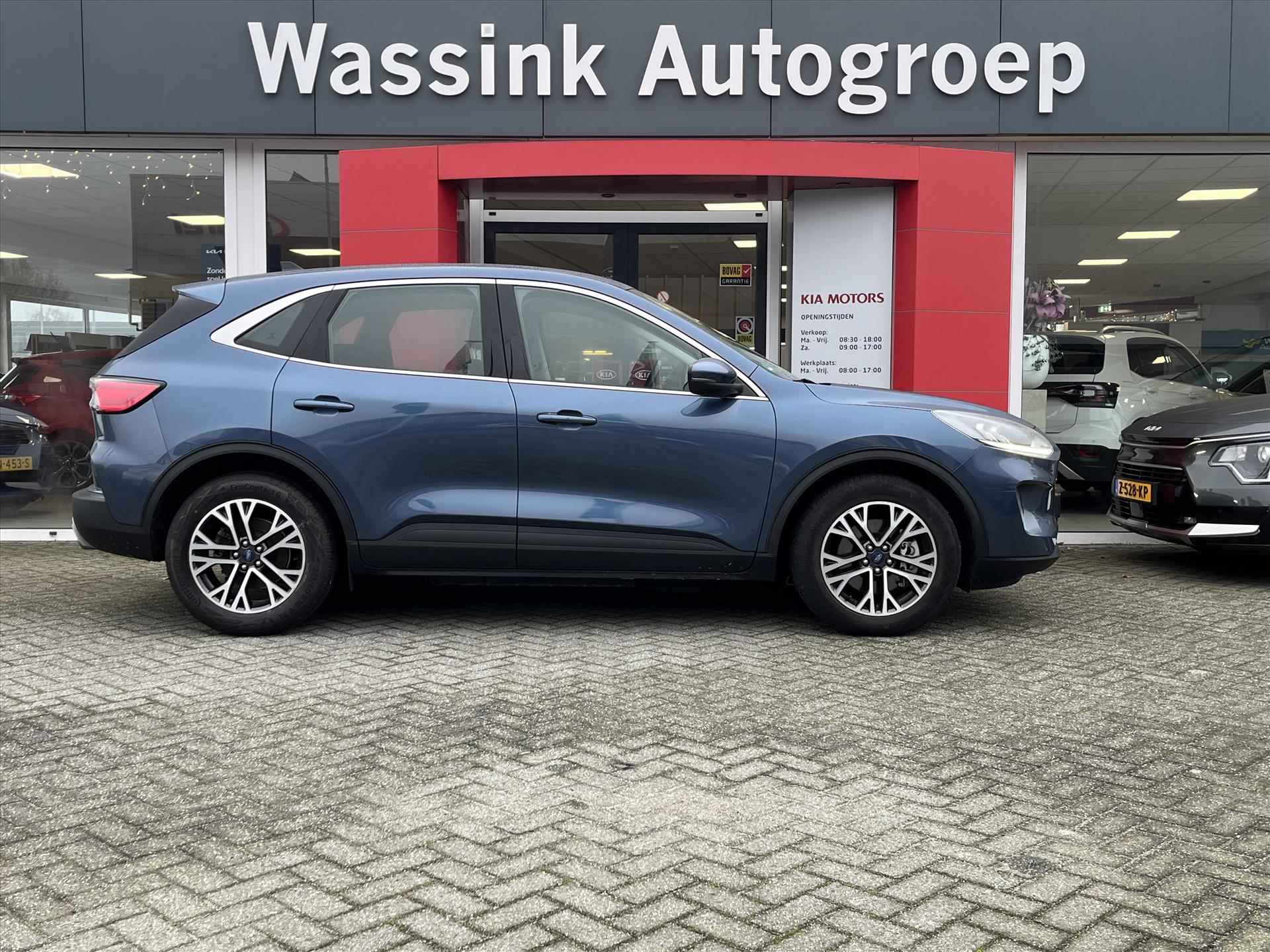 FORD Kuga 2.5 PHEV e-CVT 225pk Titanium | Climatronic | Parkeersensoren voor en achter | Navigatie | - 8/28