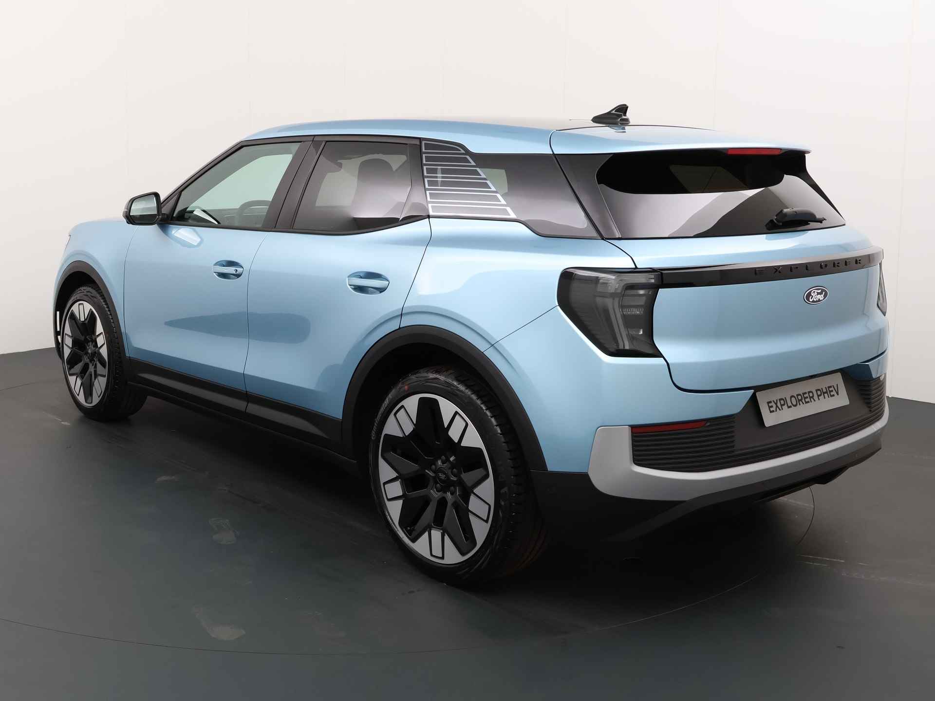 Ford Explorer EV Premium 77 kWh | Adapt. Cruise | Pano dak | 21" | - 3/19