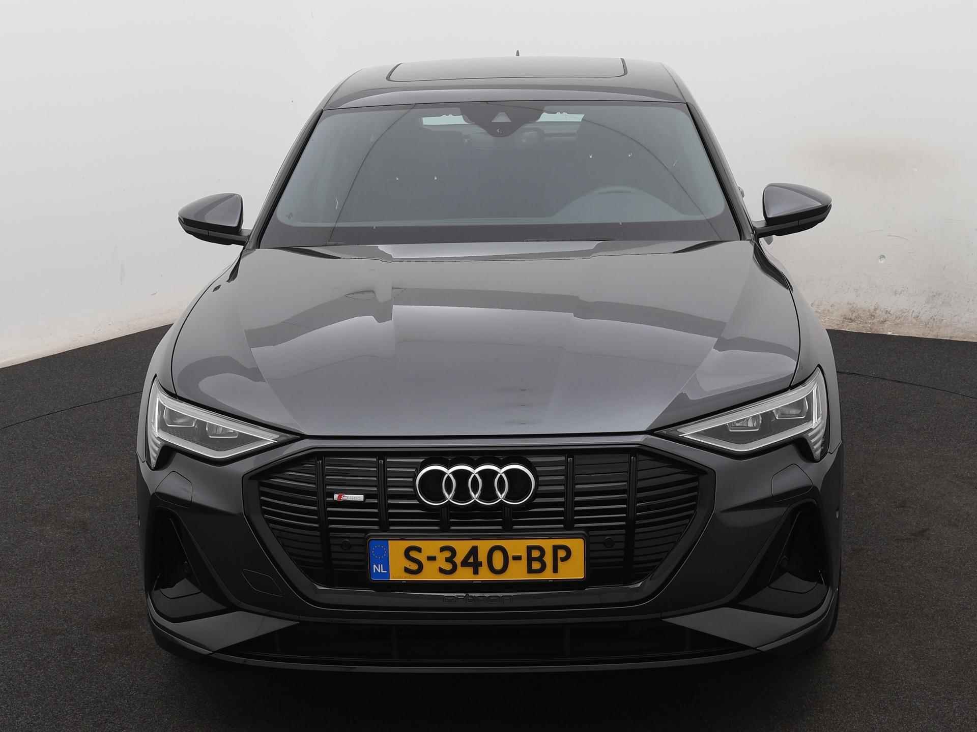 Audi e-tron Sportback 55 quattro S edition 95 kWh | S-line | Navigatiesysteem | Glazen Panoramdak | Optiepakket Zwart | Achteruitrijcamera | Stuurwiel verwarmd | - 2/27