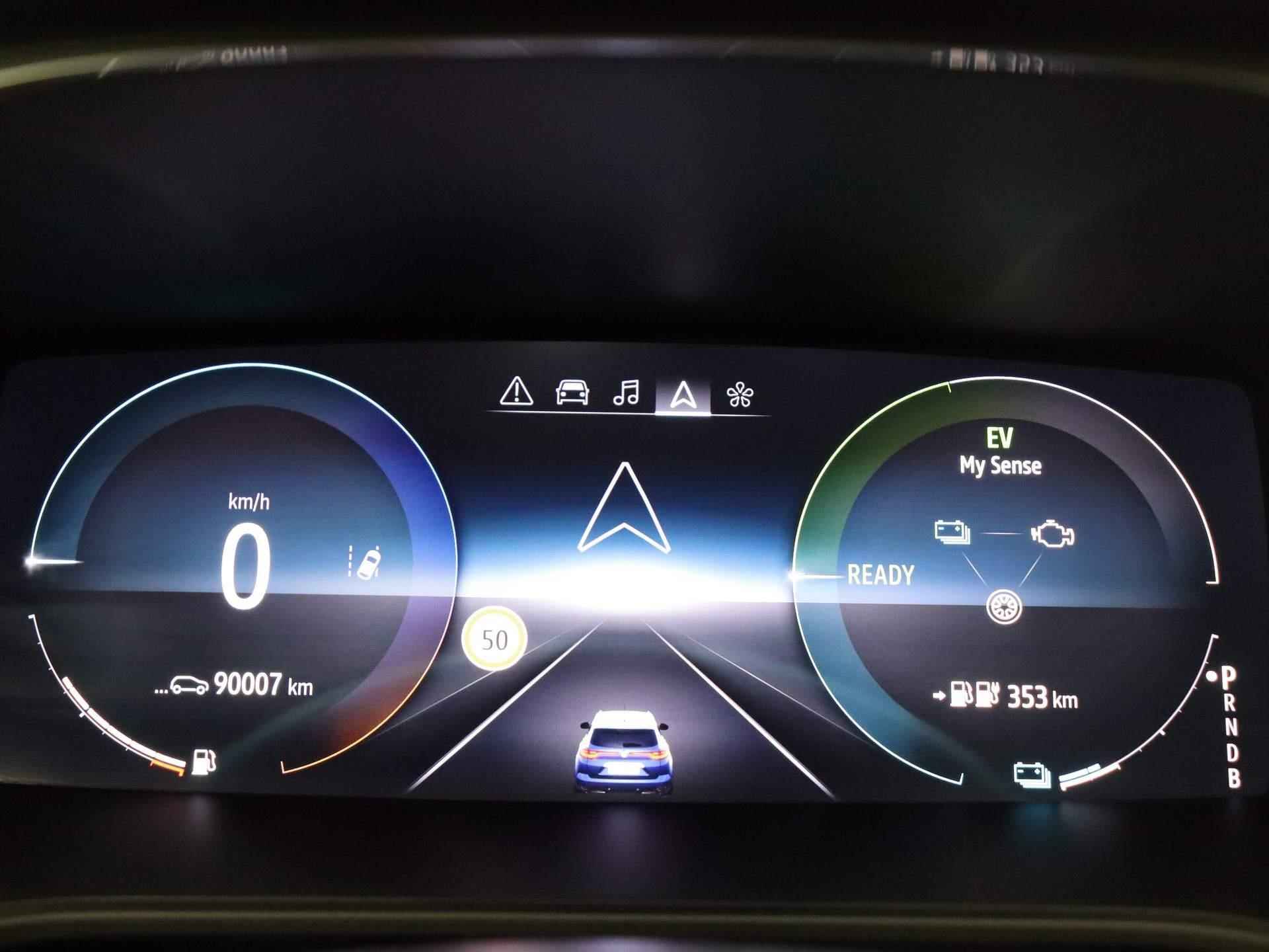 Renault Mégane Estate E-Tech Plug-In Hybrid 160pk R.S. Line | Head up display | Navigatie | Climate control | Apple Carplay/Android Auto | Achteruitrijcamera | - 23/38