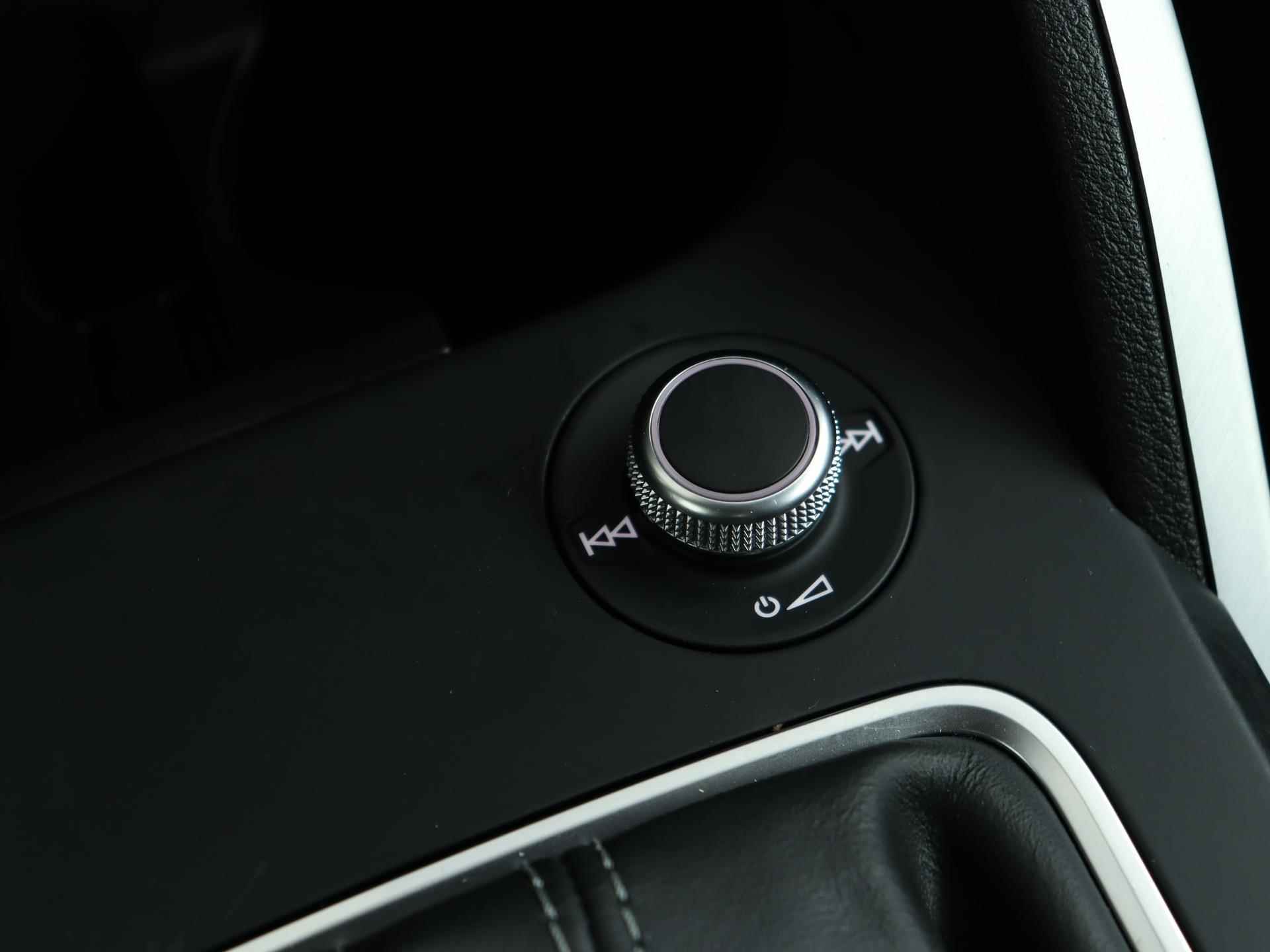 Audi Q2 35 TFSI 150PK S Edition | Adaptive Cruise | Audi Sound | S-Line | Stoelverwarming | Navigatie + | Nieuw geleverd/onderhouden | NL-auto | Fabrieksgarantie* - 43/49