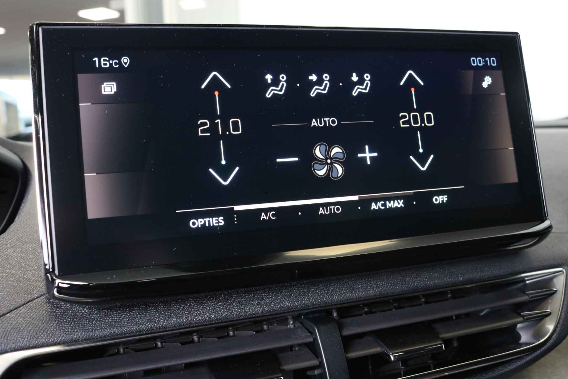 Peugeot 5008 1.2 PureTech GT 130pk Automaat Black Pack | Full-led | Pack Drive assist | Panoramadak | Verwarmde voorstoelen | LMV 19"| - 36/57