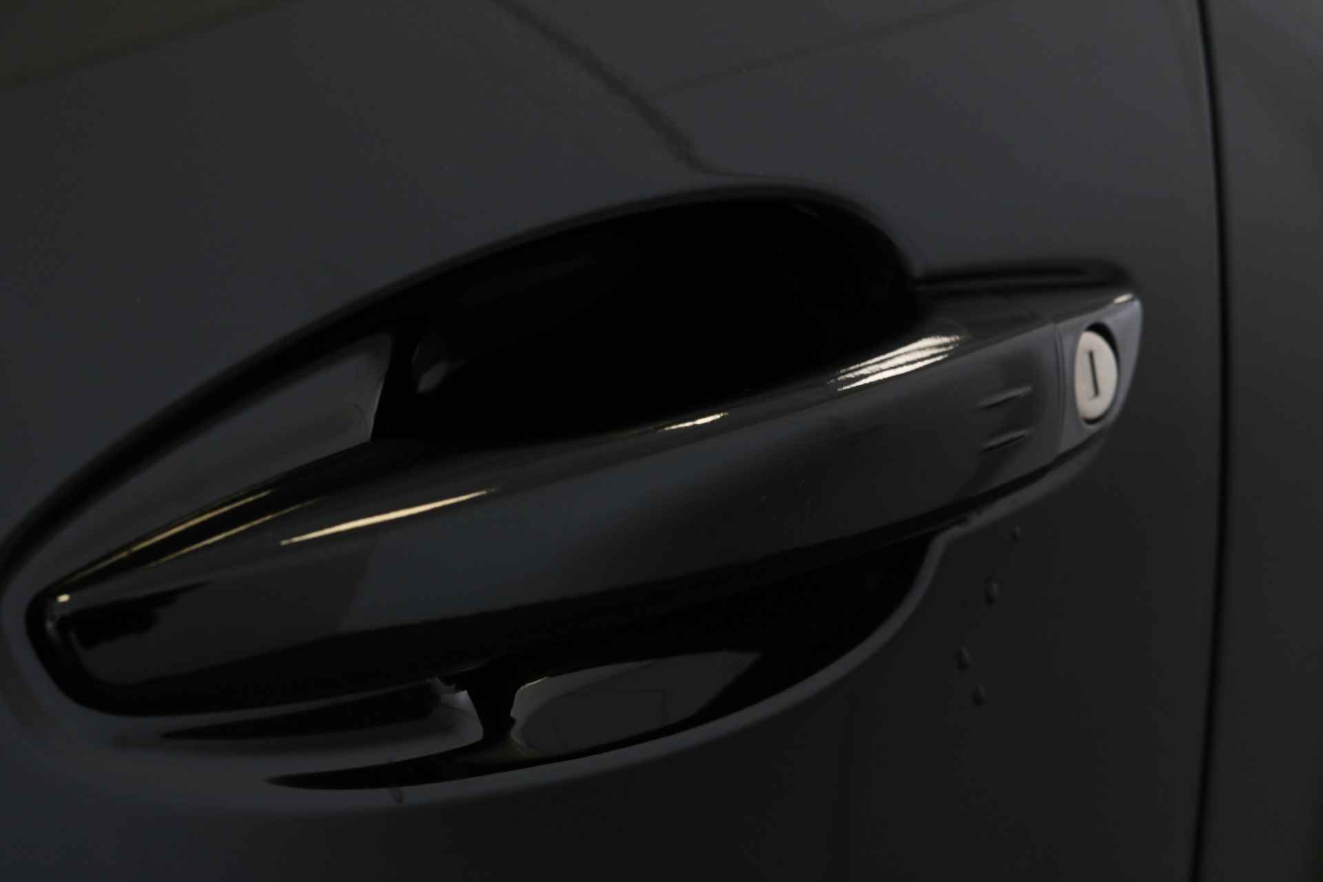 Peugeot 5008 1.2 PureTech GT 130pk Automaat Black Pack | Full-led | Pack Drive assist | Panoramadak | Verwarmde voorstoelen | LMV 19"| - 52/57