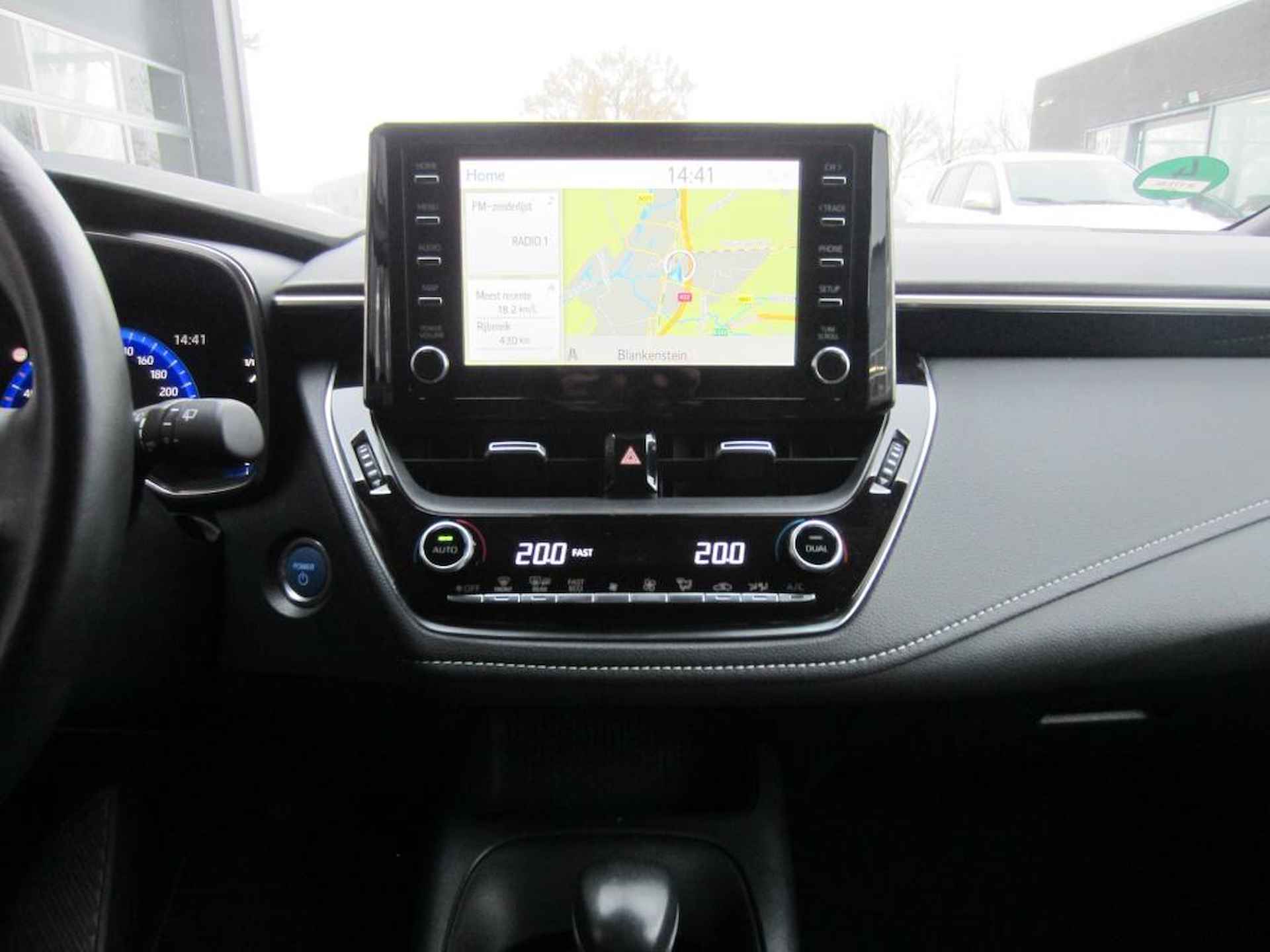 Toyota Corolla Touring Sports 1.8 Hybrid Dynamic Trekhaak Navigatie Camera - 12/29