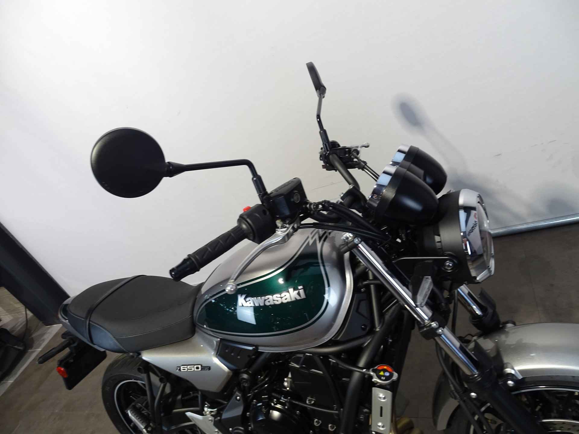 Kawasaki Z 650 RS - 2/10