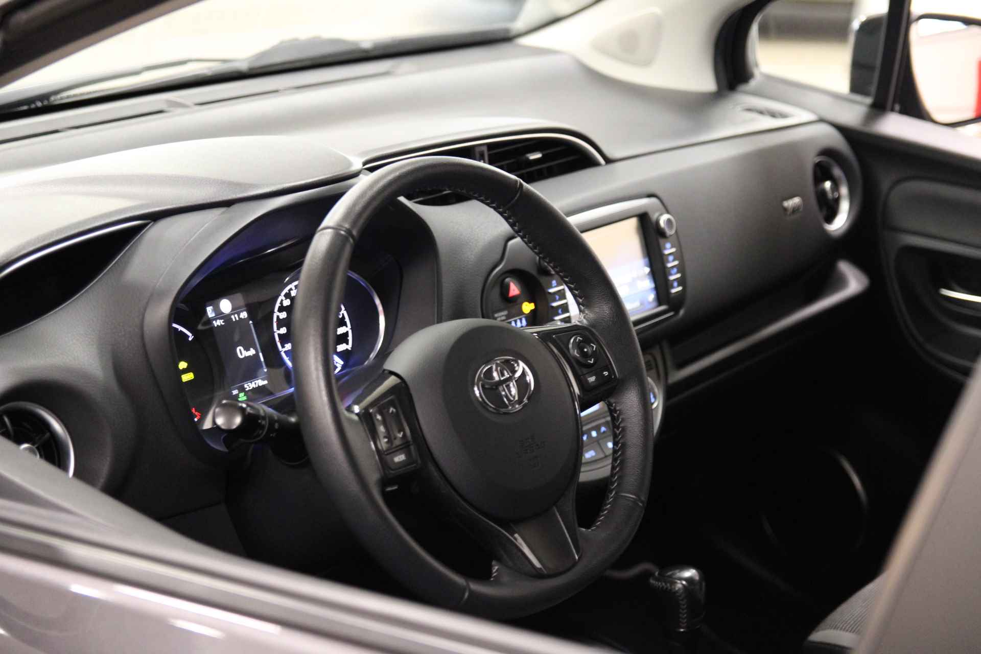 Toyota Yaris 1.5 Hybrid Y20 Edition - 17/35