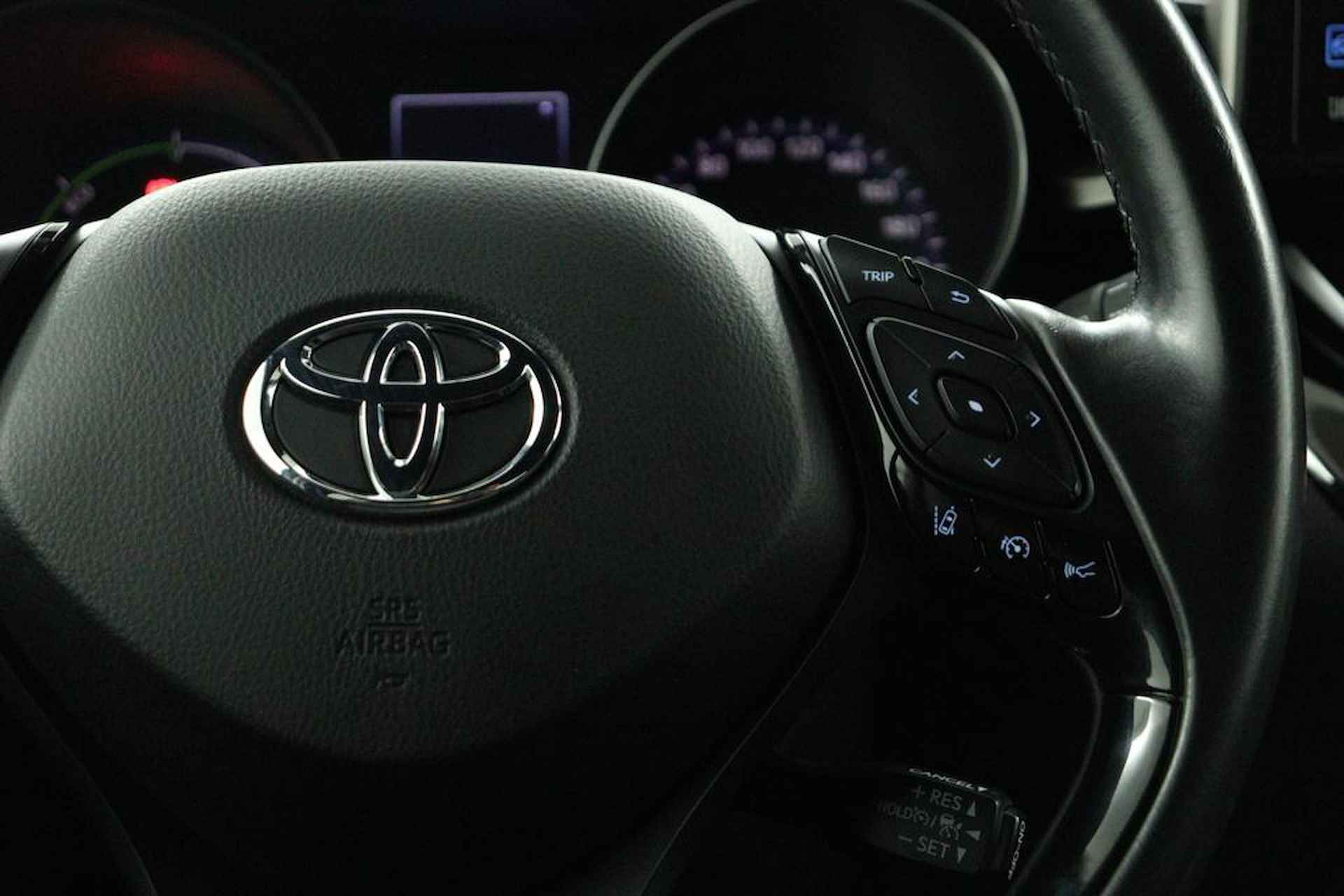 Toyota C-HR 1.8 Hybrid Style | Navigatie systeem | JBL audio | Stoelverwarming | - 21/50