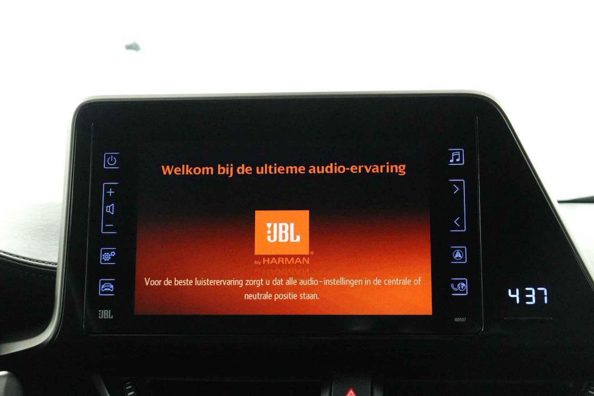 Toyota C-HR 1.8 Hybrid Style | Navigatie systeem | JBL audio | Stoelverwarming | - 46/50