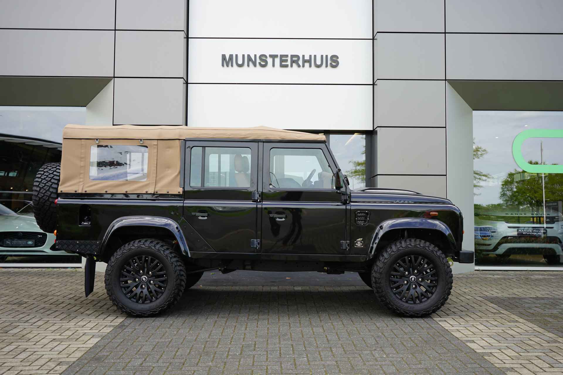 Land Rover Defender 2.4 TD 110 SW Convertible Brand New - River House Rebuild, Butterscotch Leather, BF Goodridge Tyres - 11/26