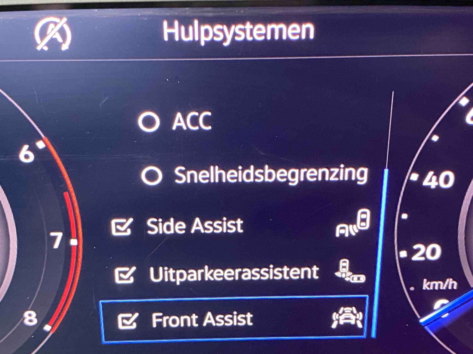 Volkswagen Tiguan Allspace 1.5 TSI R-Line 7p. / AUTOMAAT/ TREKHAAK/ PANO/ CAMERA/ PARK. SENSOREN/ LED/ DODE HOEK/ ERGO ACTIVE/ KEYLESS/ STOEL EN STUUR VERWARM./ DIGITAL DASHBOARD/ ADAPT. CRUISE/ APP CONNECT/ NAVI/ CLIMA/ - 19/53