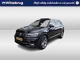 Volkswagen Tiguan Allspace 1.5 TSI R-Line 7p. / AUTOMAAT/ TREKHAAK/ PANO/ CAMERA/ PARK. SENSOREN/ LED/ DODE HOEK/ ERGO ACTIVE/ KEYLESS/ STOEL EN STUUR VERWARM./ DIGITAL DASHBOARD/ ADAPT. CRUISE/ APP CONNECT/ NAVI/ CLIMA/