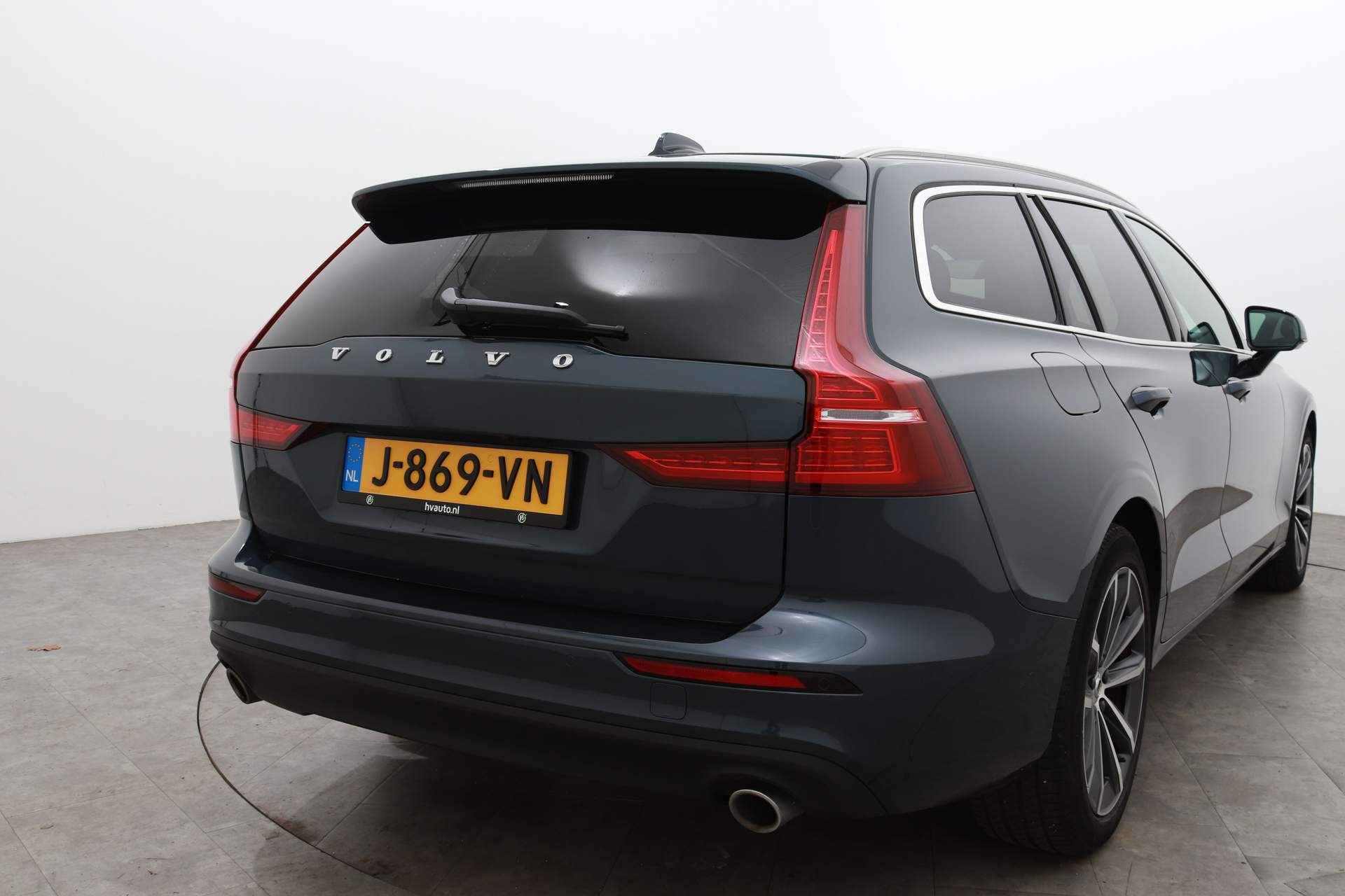 Volvo V60 2.0 B3 163PK BUSINESS PRO AUT8 | Leer | Comfortstoelen | Park Assist | 18 inch - 27/48