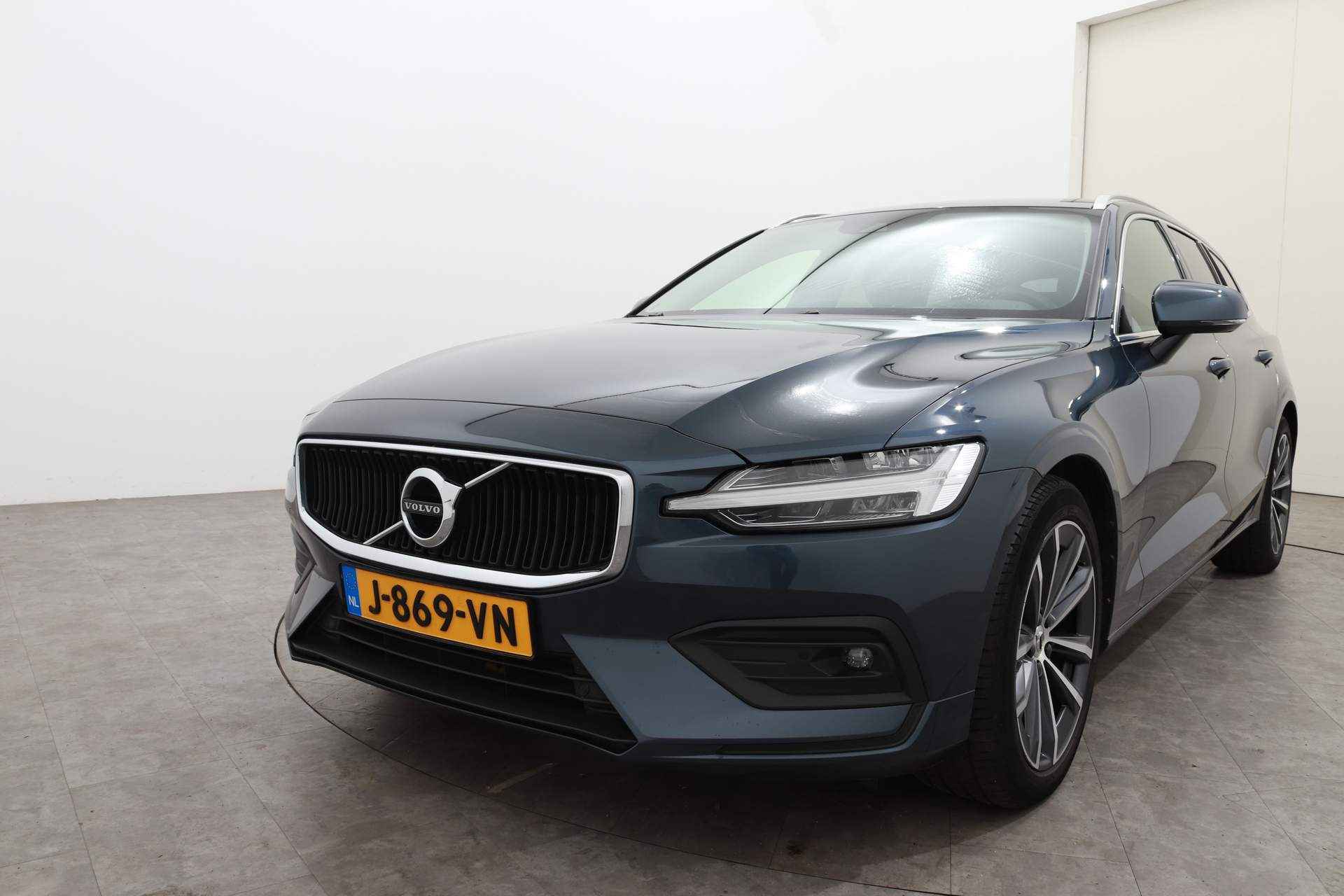 Volvo V60 2.0 B3 163PK BUSINESS PRO AUT8 | Leer | Comfortstoelen | Park Assist | 18 inch - 28/48