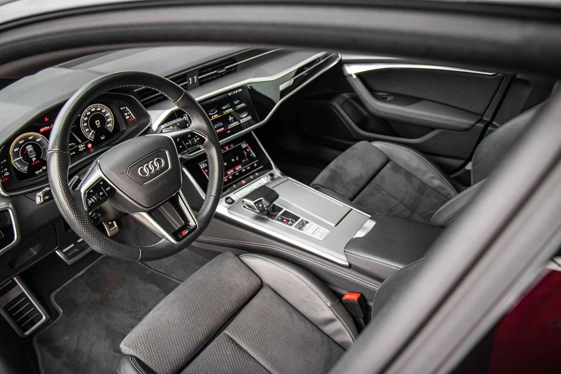 Audi A7 Sportback 55 TFSI e 367pk quattro Pro Line S Competition | Stoelverwarming | Adaptive Cruise | Memory Stoel | 360 Camera - 4/43