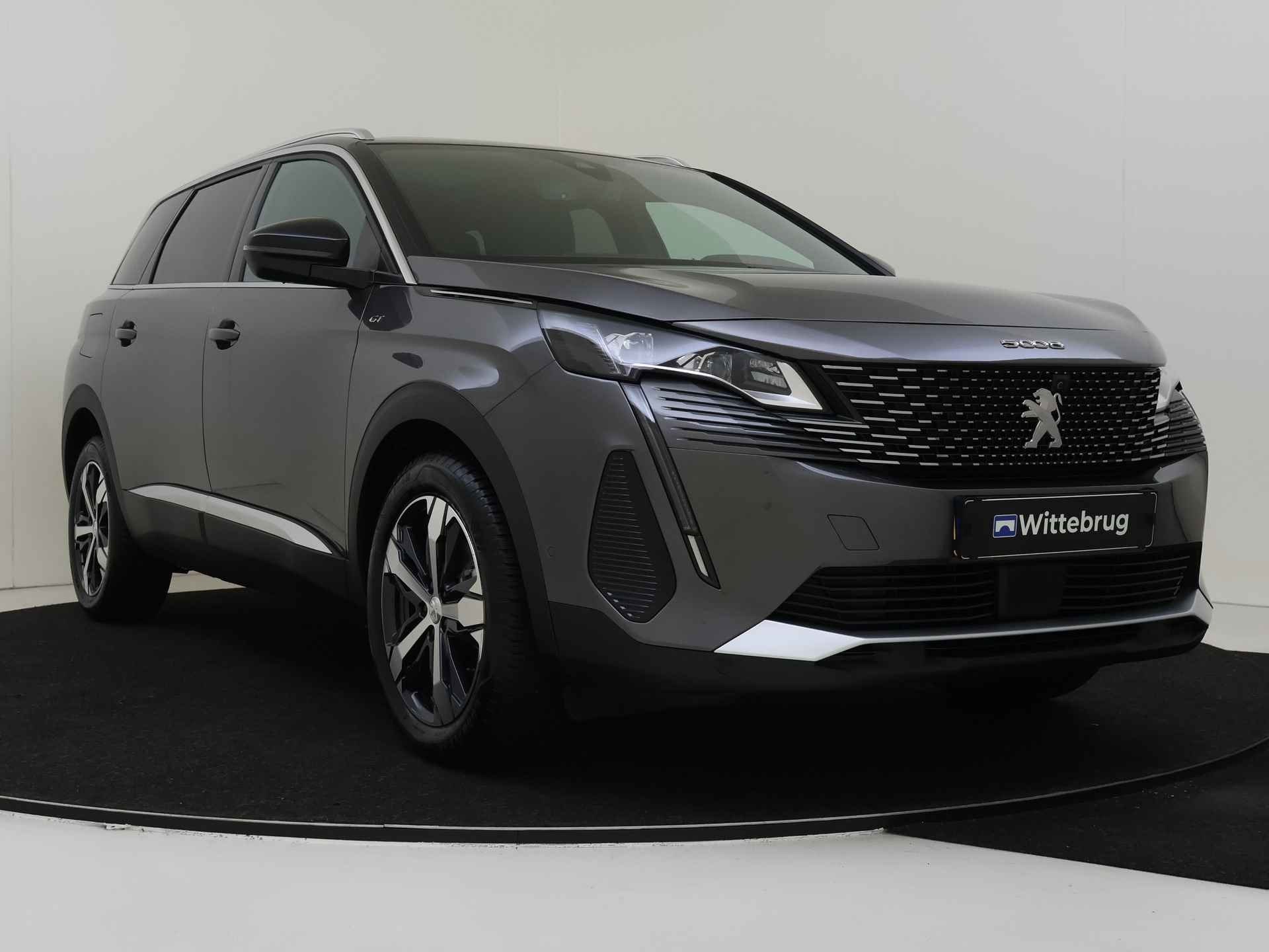 Peugeot 5008 1.2 PureTech GT Automaat | Panoramadak | Navigatie | Comfort Pack - 4/44