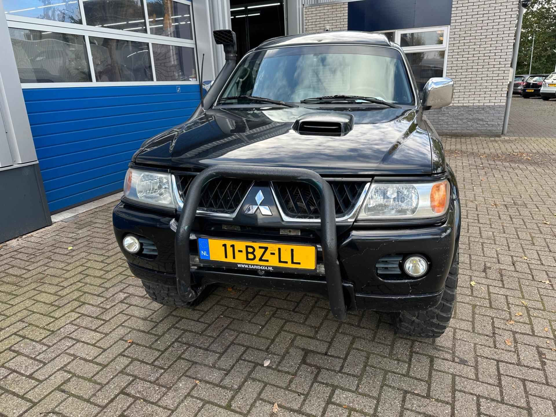 Mitsubishi Pajero Sport 2.5 TDI Intense HR trekhaak lees tekst!!!!!! - 4/29