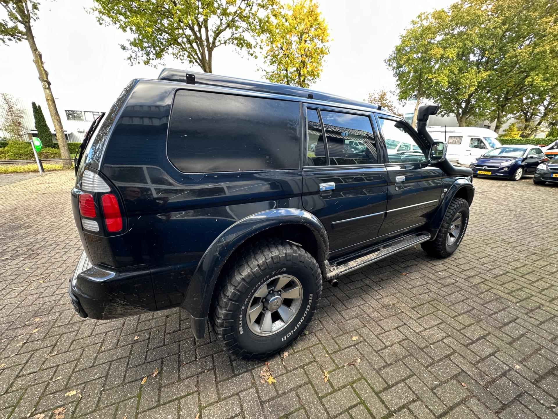 Mitsubishi Pajero Sport 2.5 TDI Intense HR trekhaak lees tekst!!!!!! - 9/29