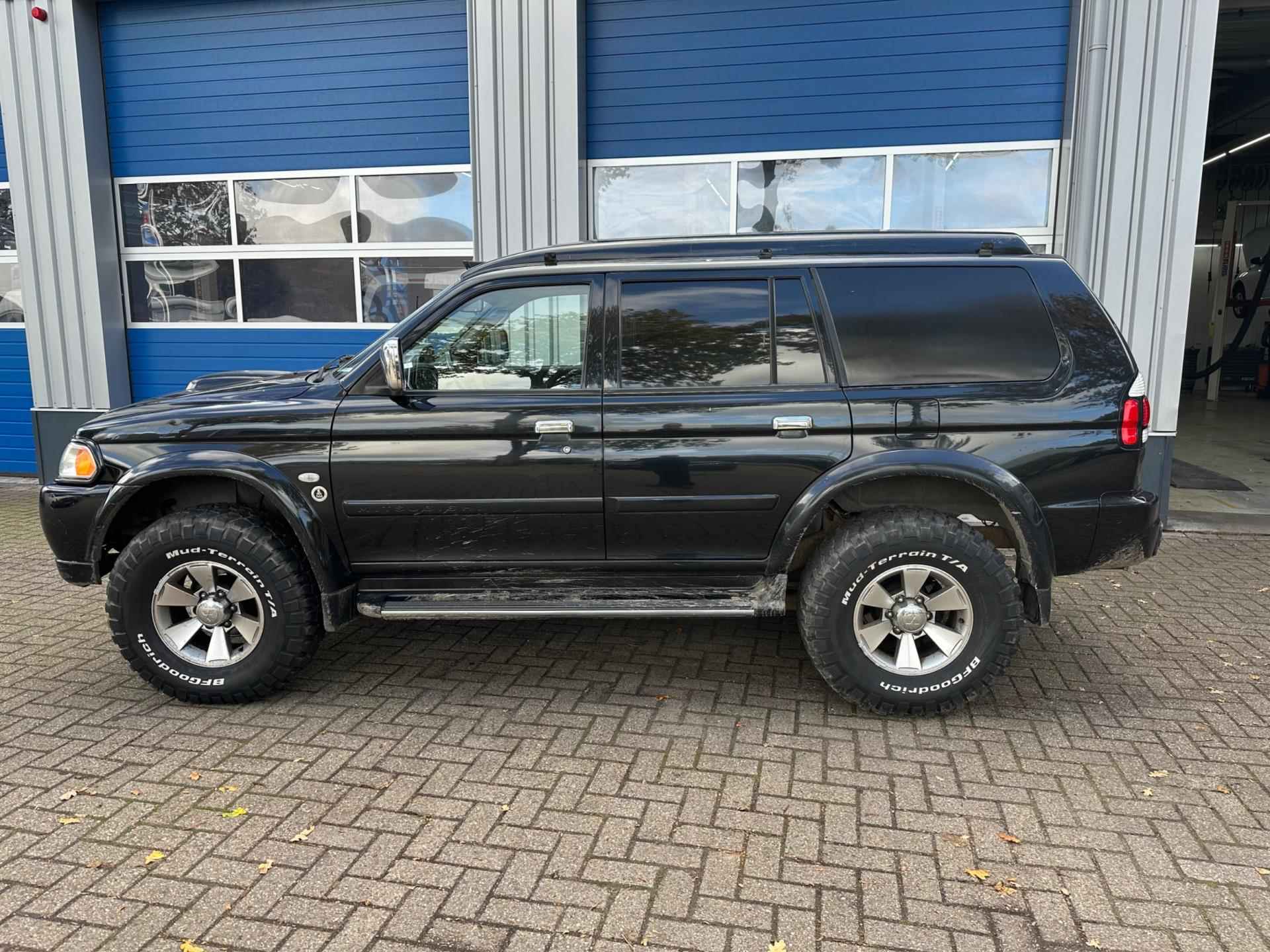 Mitsubishi Pajero Sport 2.5 TDI Intense HR trekhaak lees tekst!!!!!! - 15/29