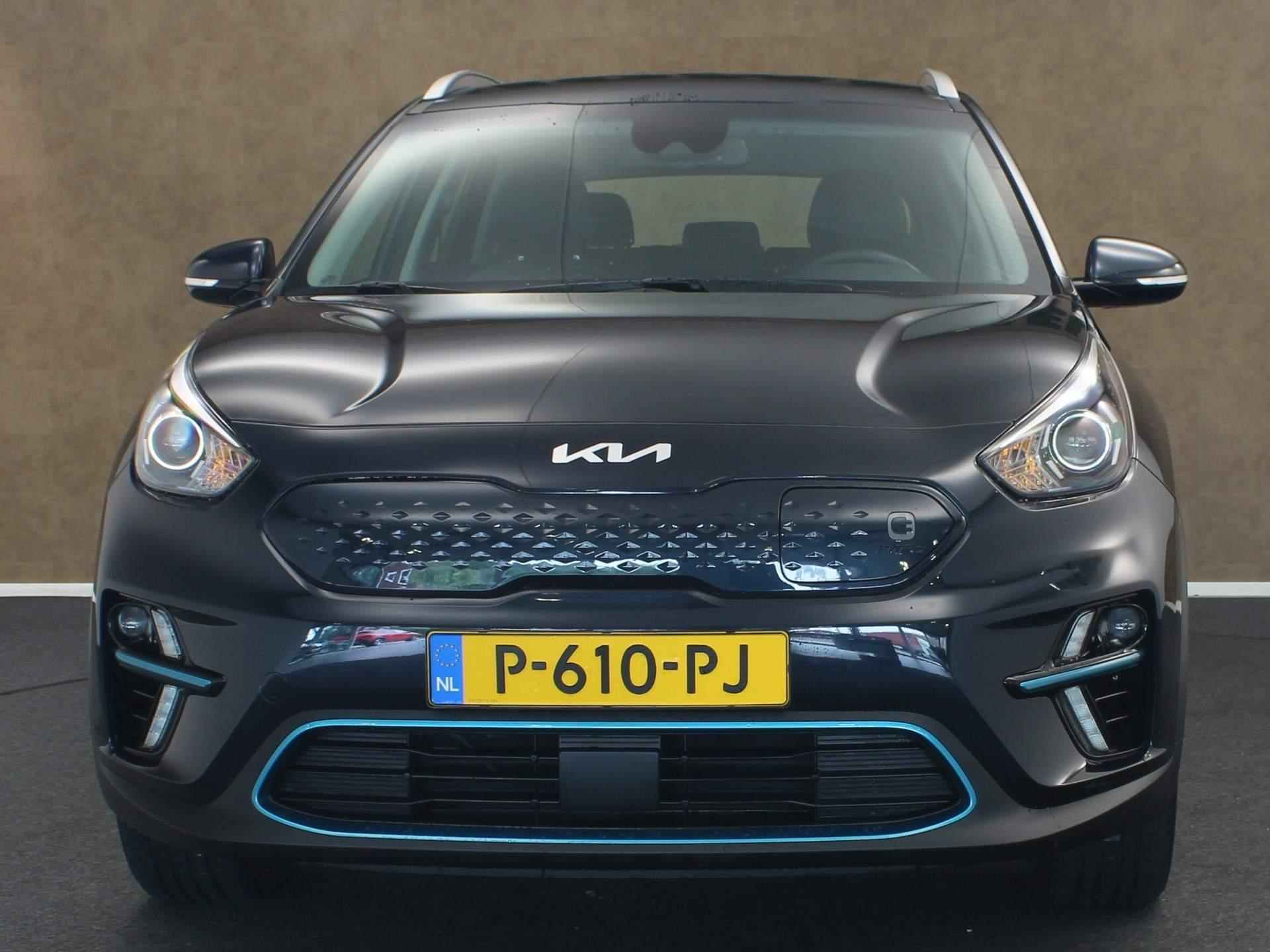 Kia e-Niro DynamicLine 64 kWh - ORIGINEEL NEDERLANDSE AUTO - AFNEEMBARE TREKHAAK - TREKGEWICHT 300 KG- NAVIGATIE - APPLE CARPLY/ANDROID AUTO - CLIMATE CONTROL - ACHTERUITRIJCAMERA - ADAPTIEVE CRUISE CONTROL - 4/44