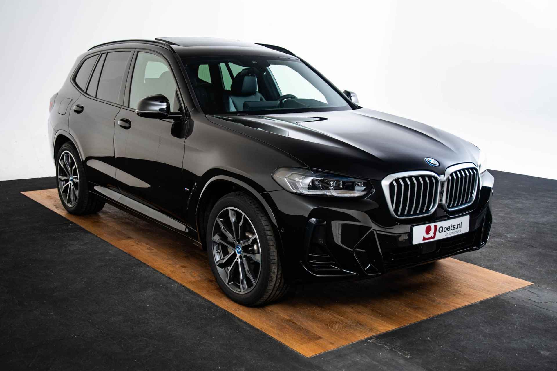 BMW X3 xDrive30e High Executive M Sport - Panoramadak - elektrische verstelbare/verwarmde stoelen - Comfort Acces - Parking/Driving Assistant - Harman Kardon - Head Up - Geluiddempende/getinte ruiten - - 59/66