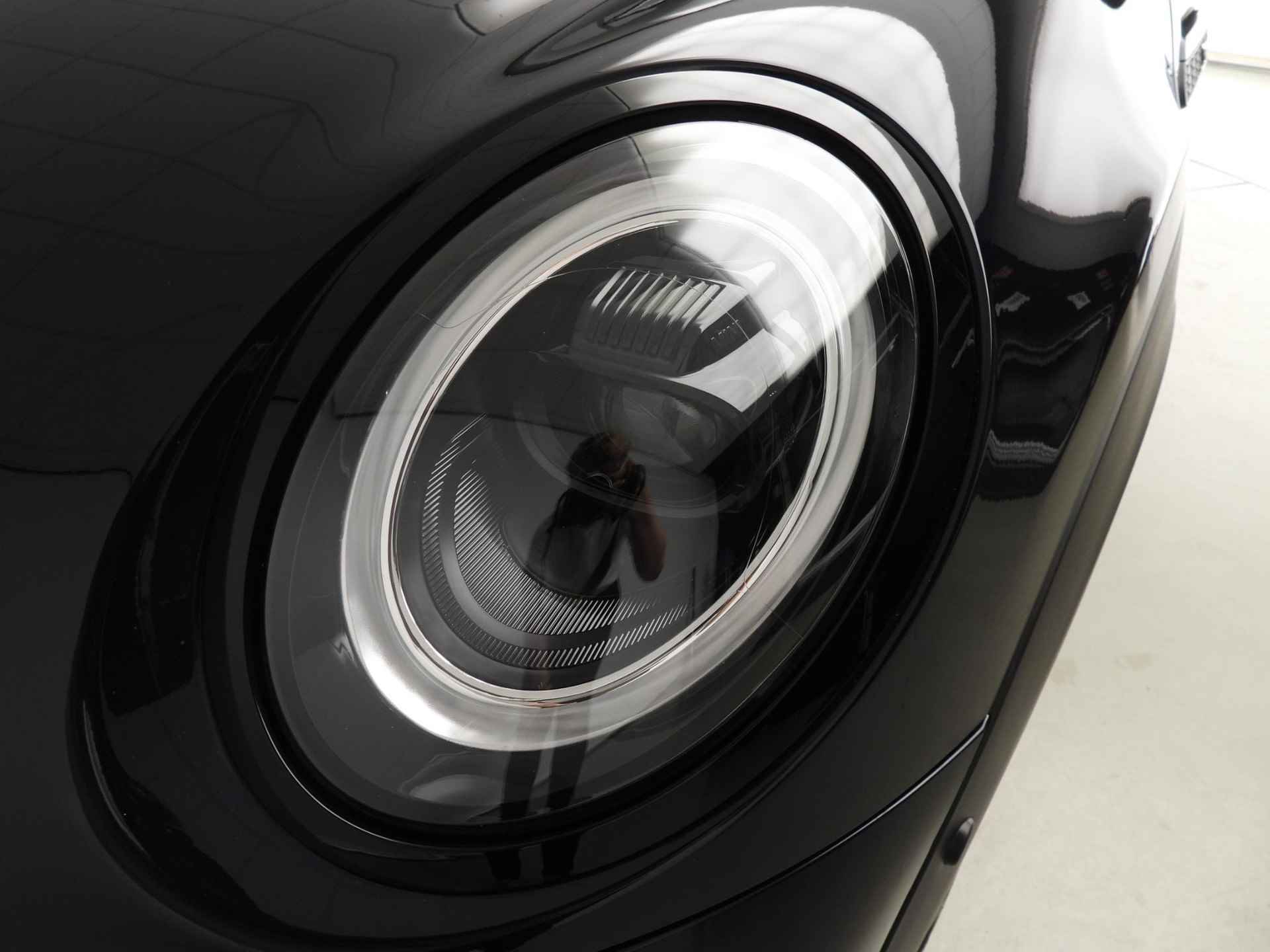 MINI Electric Cooper SE Panoramadak / Camera / Leder / Harman-kardon / Park assist / LED / Alu wielen 17 inch - 28/38