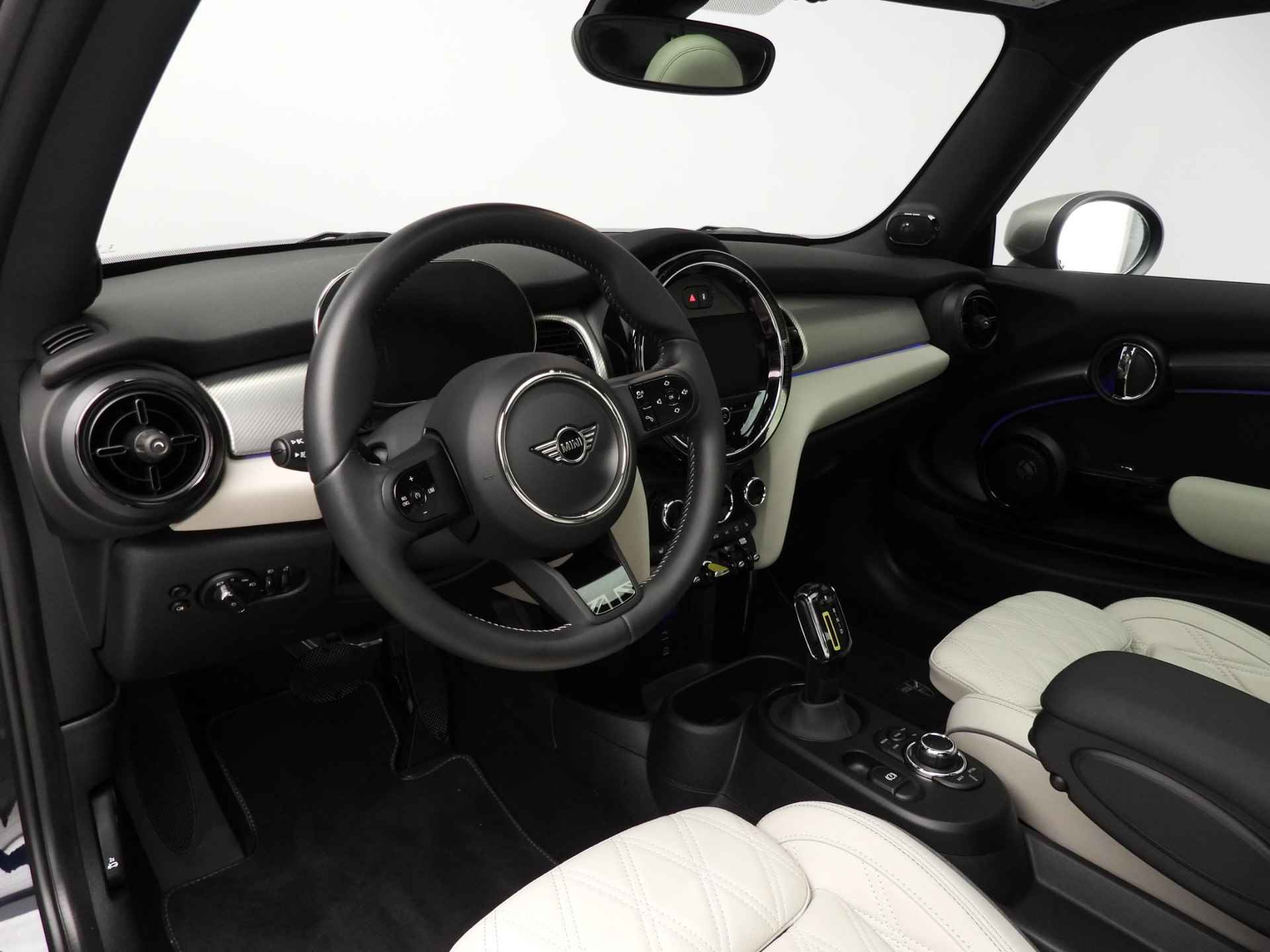 MINI Electric Cooper SE Panoramadak / Camera / Leder / Harman-kardon / Park assist / LED / Alu wielen 17 inch - 37/38