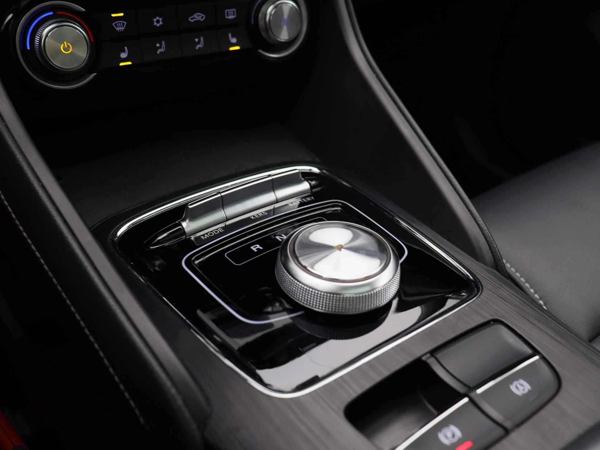 MG ZS EV Luxury | Panoramadak | Leder | Navi | Camera | Apple CarPlay | - 21/38