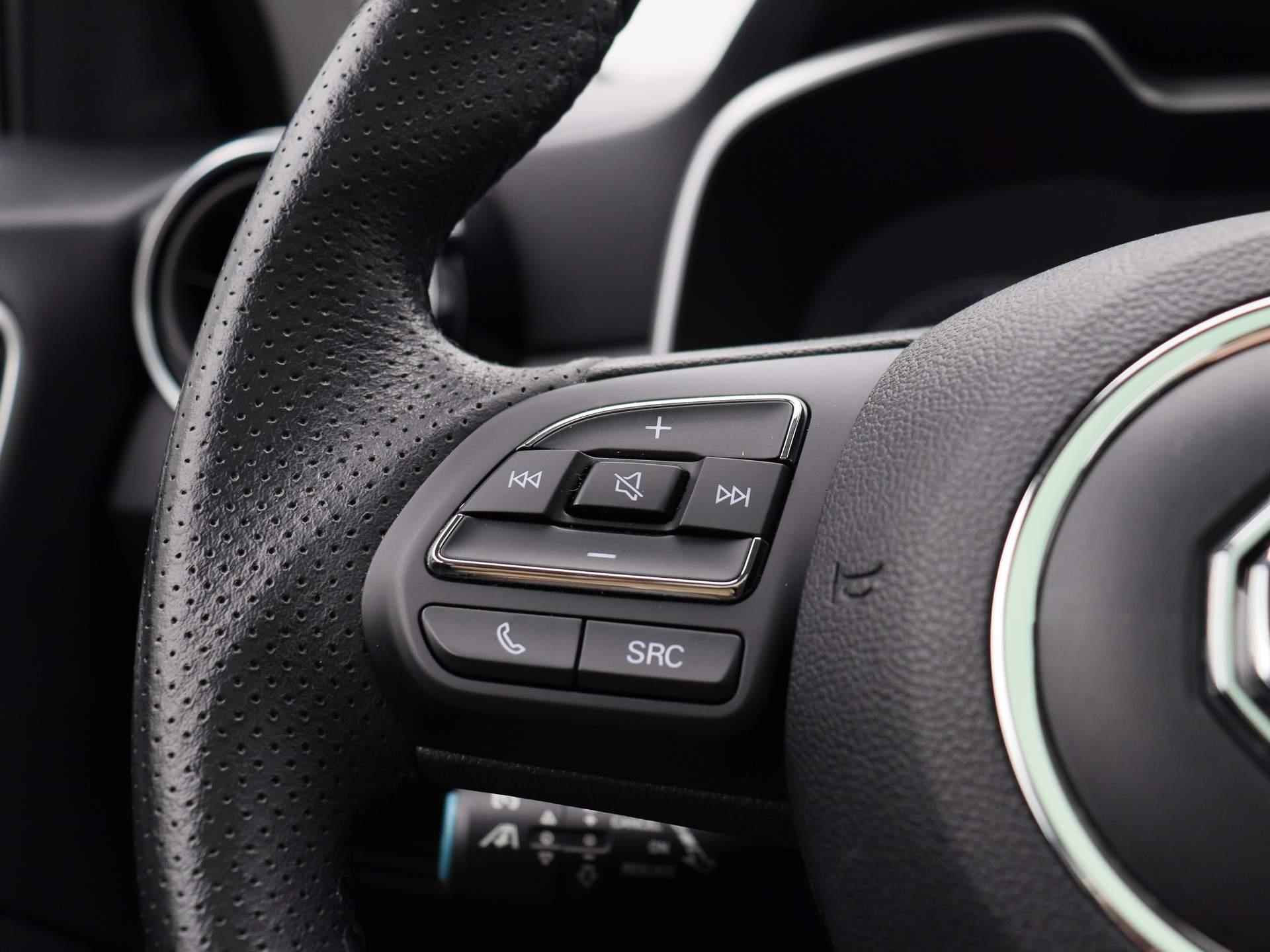 MG ZS EV Luxury | Panoramadak | Leder | Navi | Camera | Apple CarPlay | - 24/38
