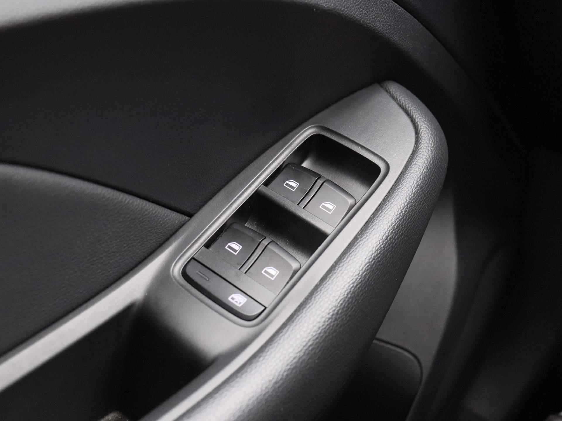 MG ZS EV Luxury | Panoramadak | Leder | Navi | Camera | Apple CarPlay | - 27/38