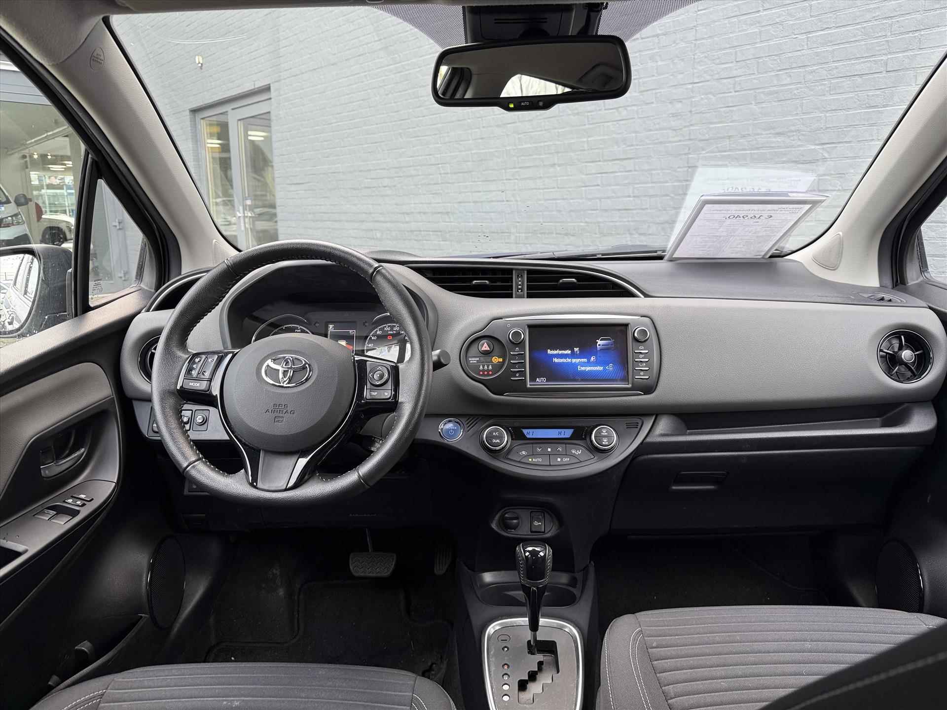 TOYOTA Yaris 1.5 Hybrid 100pk 5D CVT Dynamic | Navigatie | LMV - 12/32