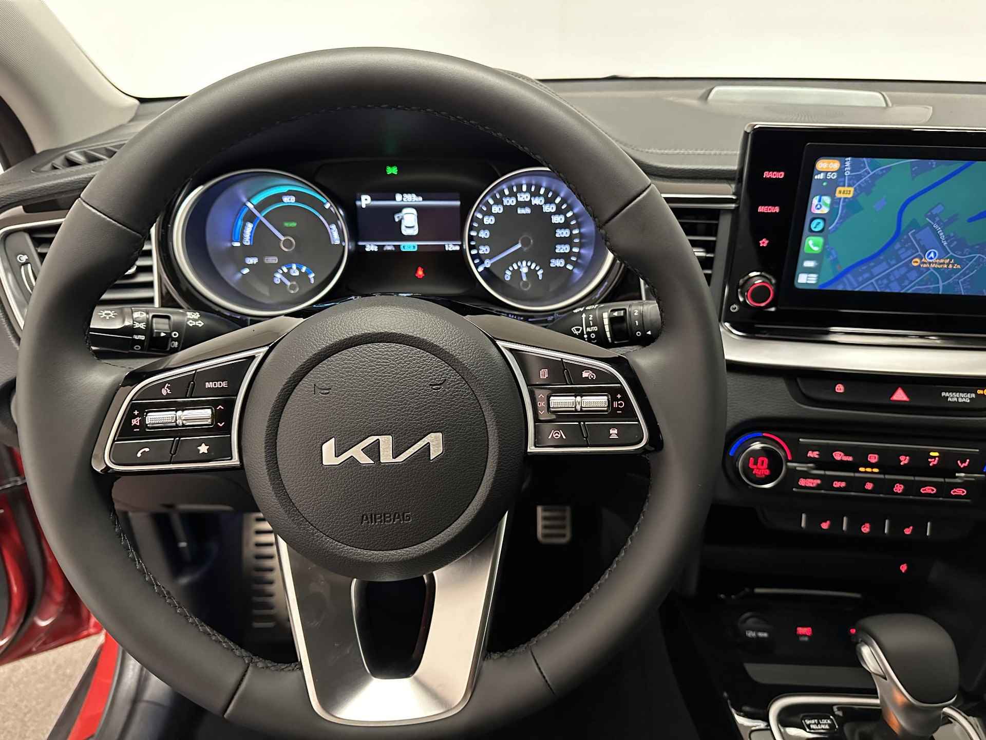 Kia XCeed 1.6 GDi PHEV DynamicPlusLine | APPLE CARPLAY | CAMERA | STOEL/STUUR VERWARMING - 28/35