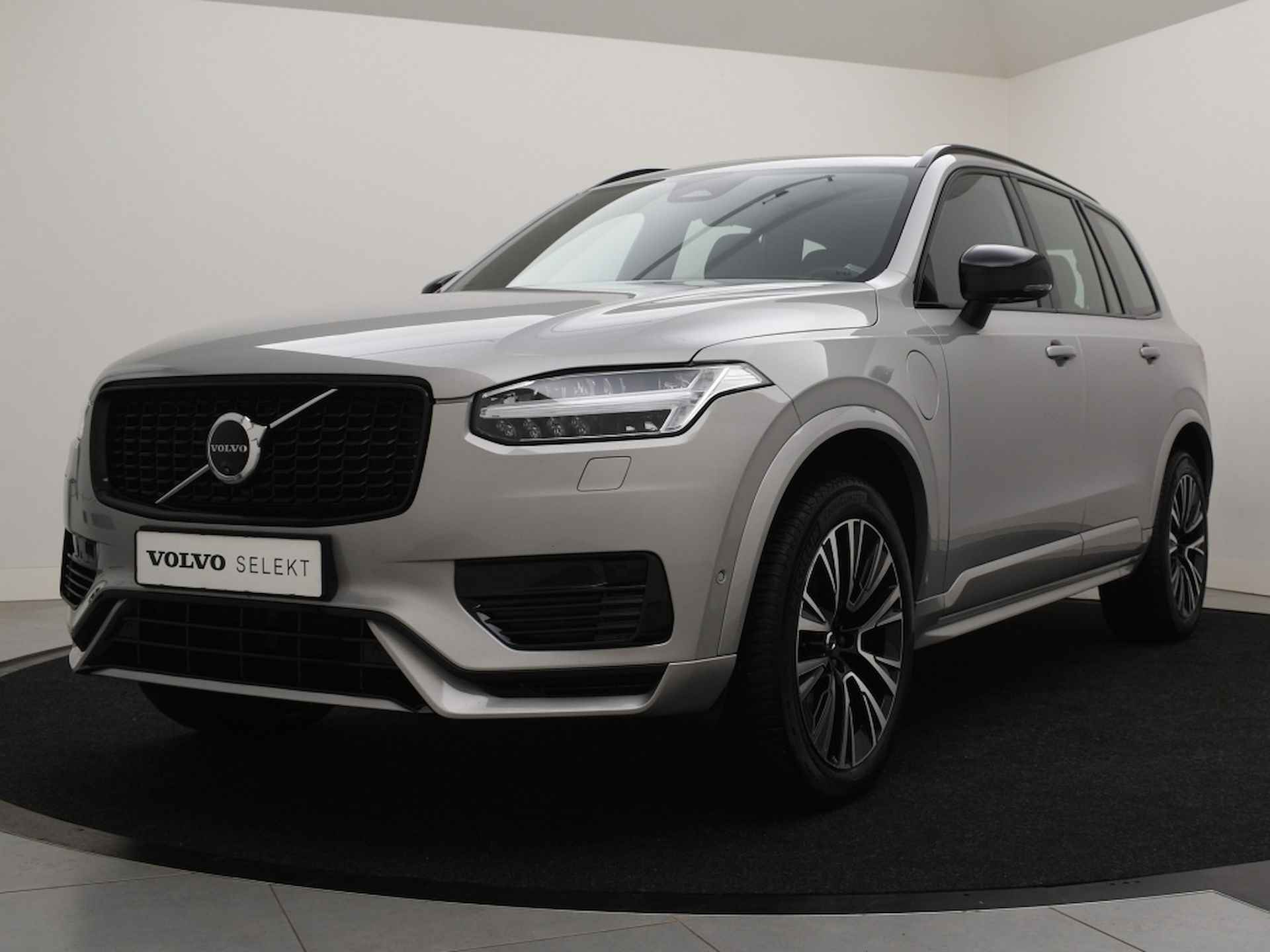 Volvo XC90 T8 PLUG-IN HYBRID LONG RANGE ULTIMATE DARK LUCHTVERING BOWERS&WI - 2/47