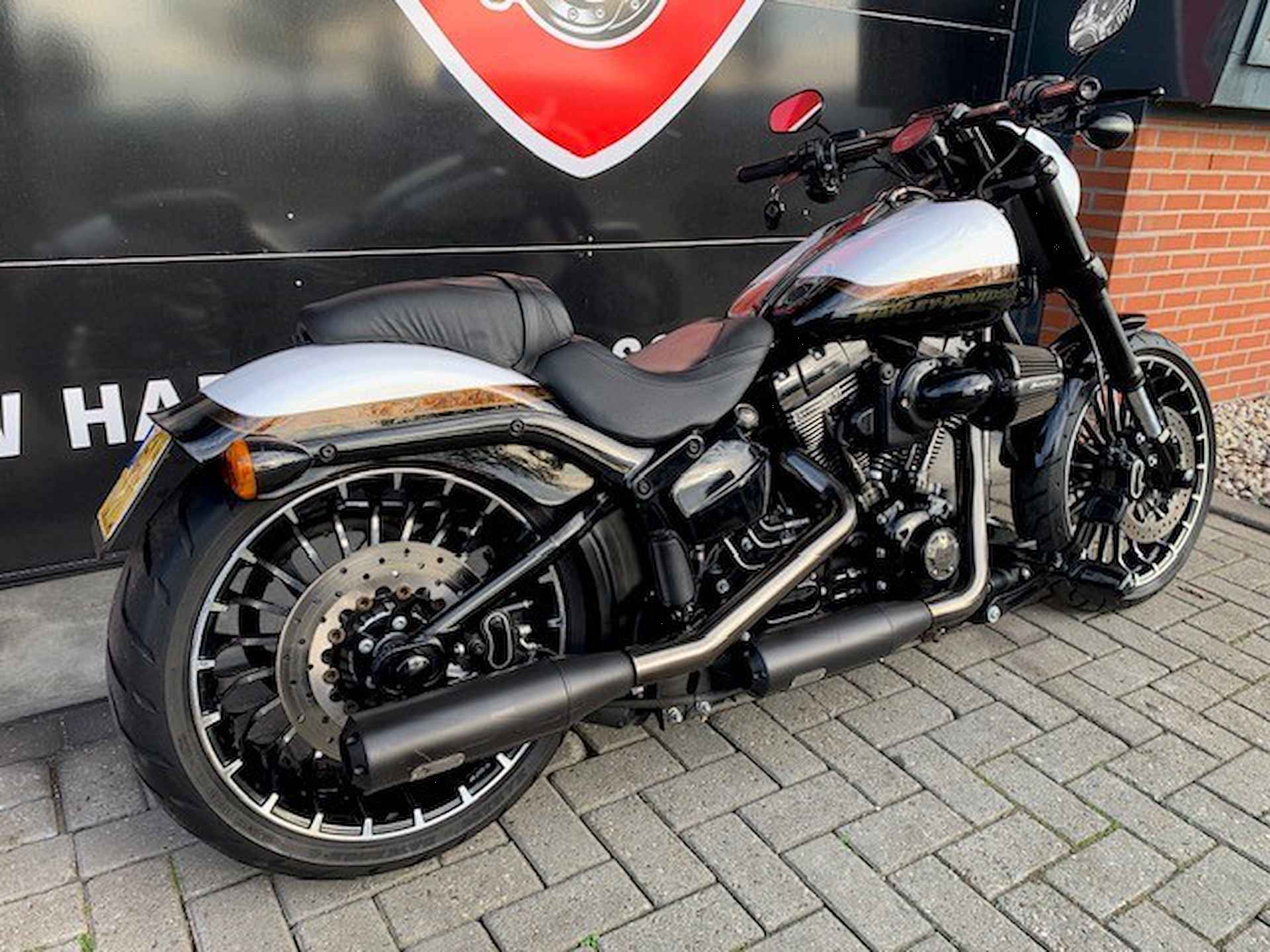 Harley-Davidson FXSE BREAKOUT CVO PROSTREET - 5/14