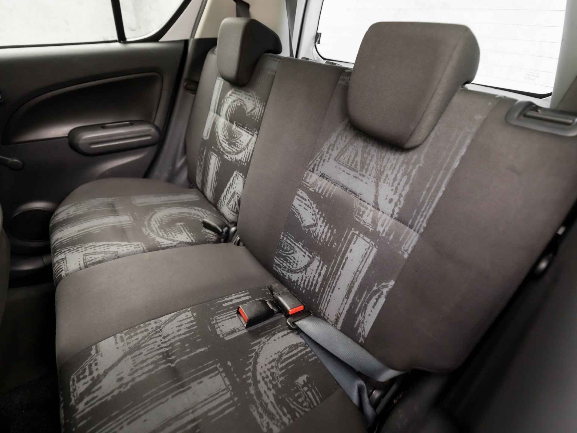 Opel Agila 1.0 Edition (NAVIGATIE, NAP, GETINT GLAS, TOERENTELLER, SPORTSTOELEN, NIEUWE APK, ELEK RAMEN, NIEUWSTAAT) - 14/31