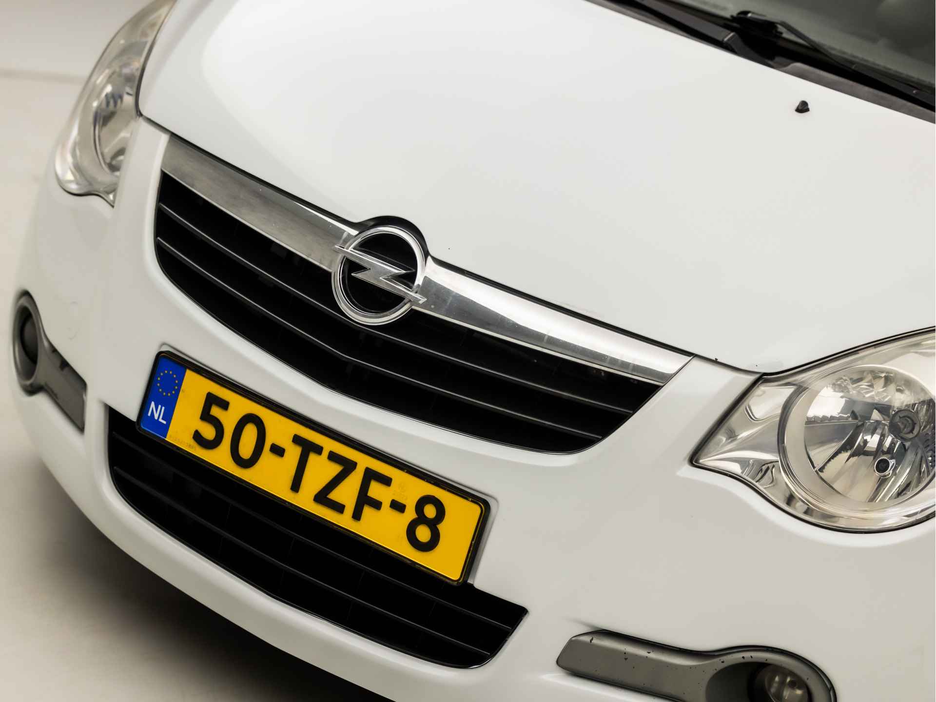 Opel Agila 1.0 Edition (NAVIGATIE, NAP, GETINT GLAS, TOERENTELLER, SPORTSTOELEN, NIEUWE APK, ELEK RAMEN, NIEUWSTAAT) - 27/31