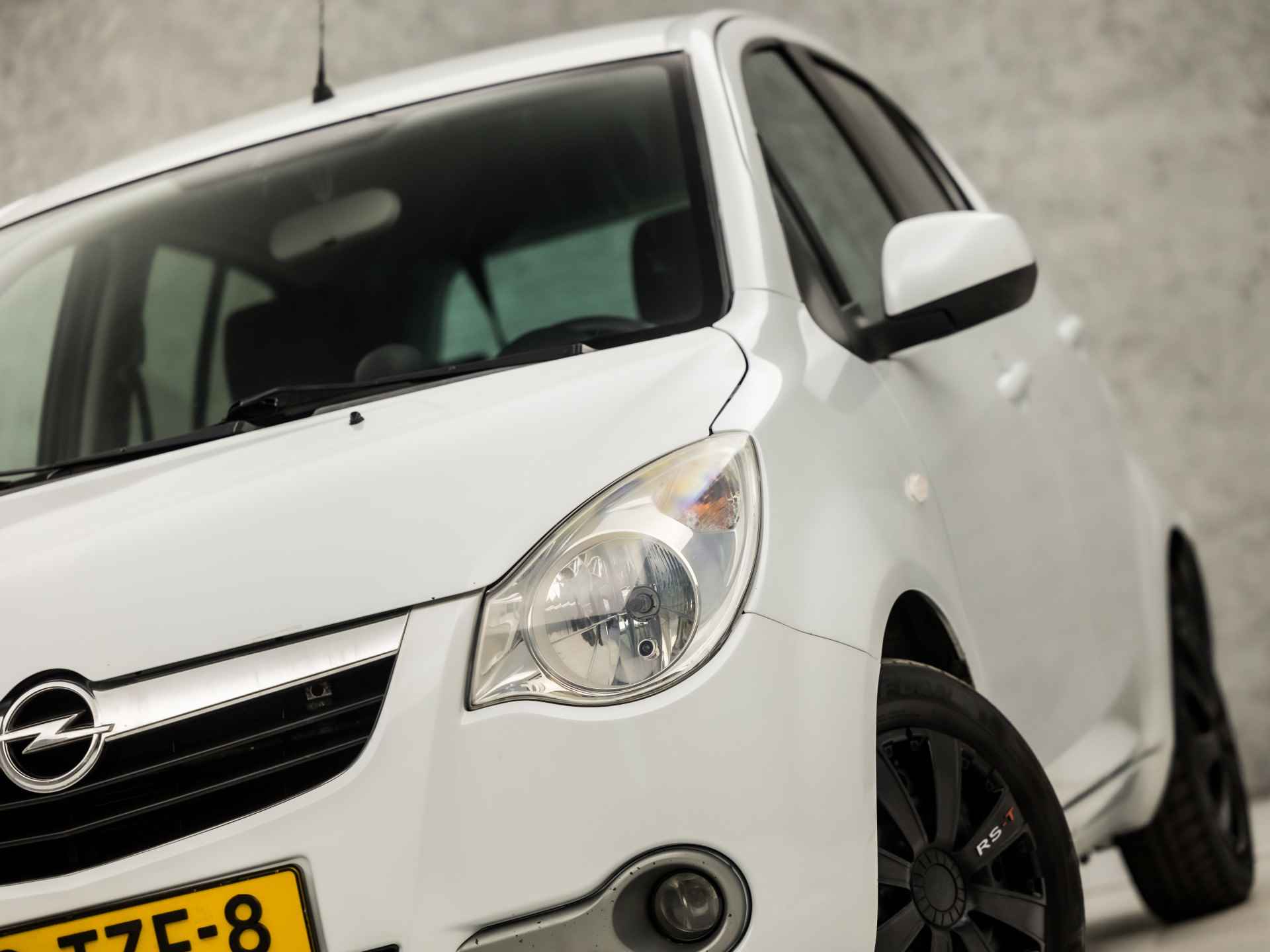 Opel Agila 1.0 Edition (NAVIGATIE, NAP, GETINT GLAS, TOERENTELLER, SPORTSTOELEN, NIEUWE APK, ELEK RAMEN, NIEUWSTAAT) - 28/31