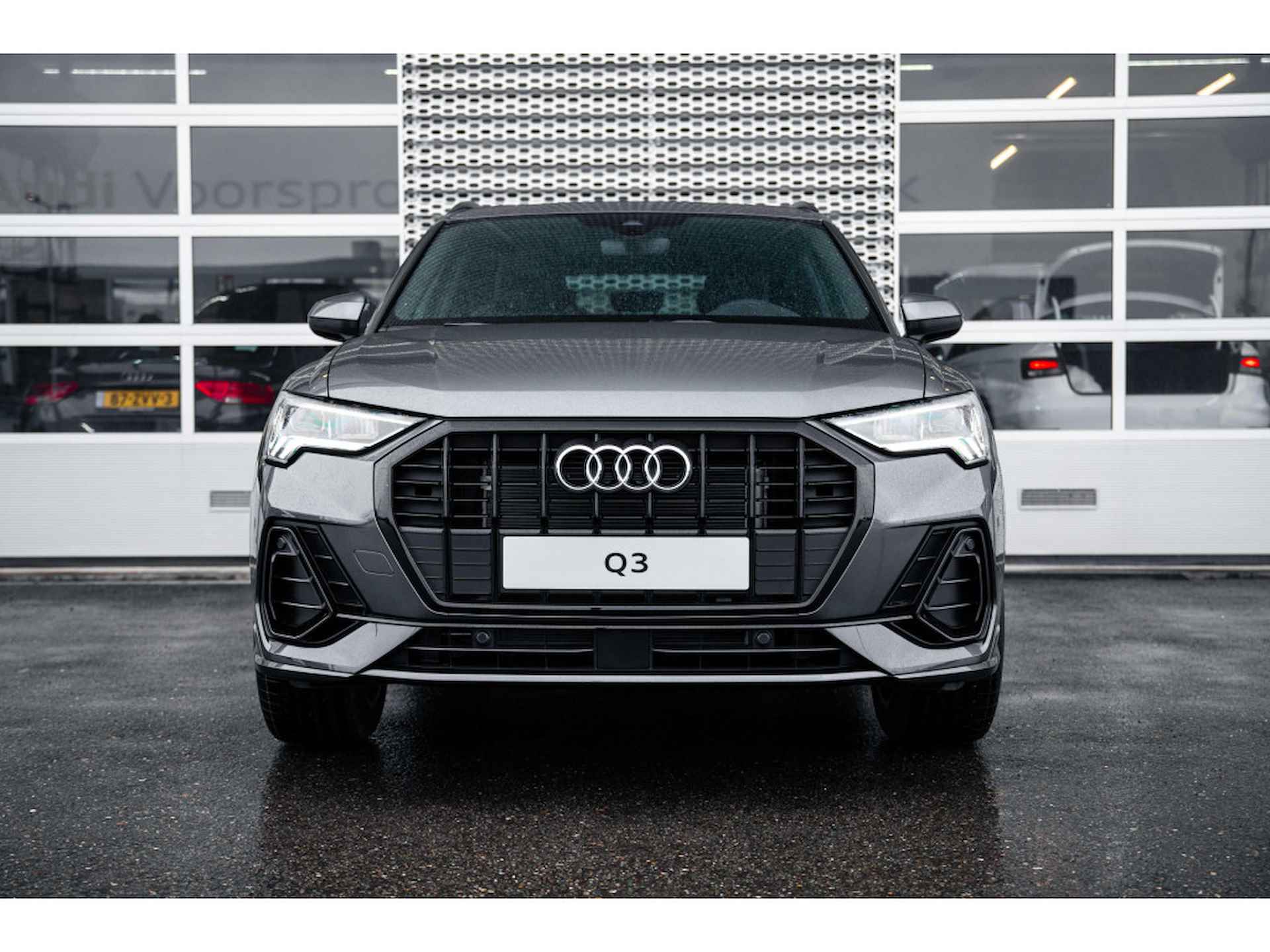 Audi Q3 45 TFSI e 245pk S edition | Panoramdak | 19" Velgen | Keyless Entry | Adaptive Cruise | - 4/19