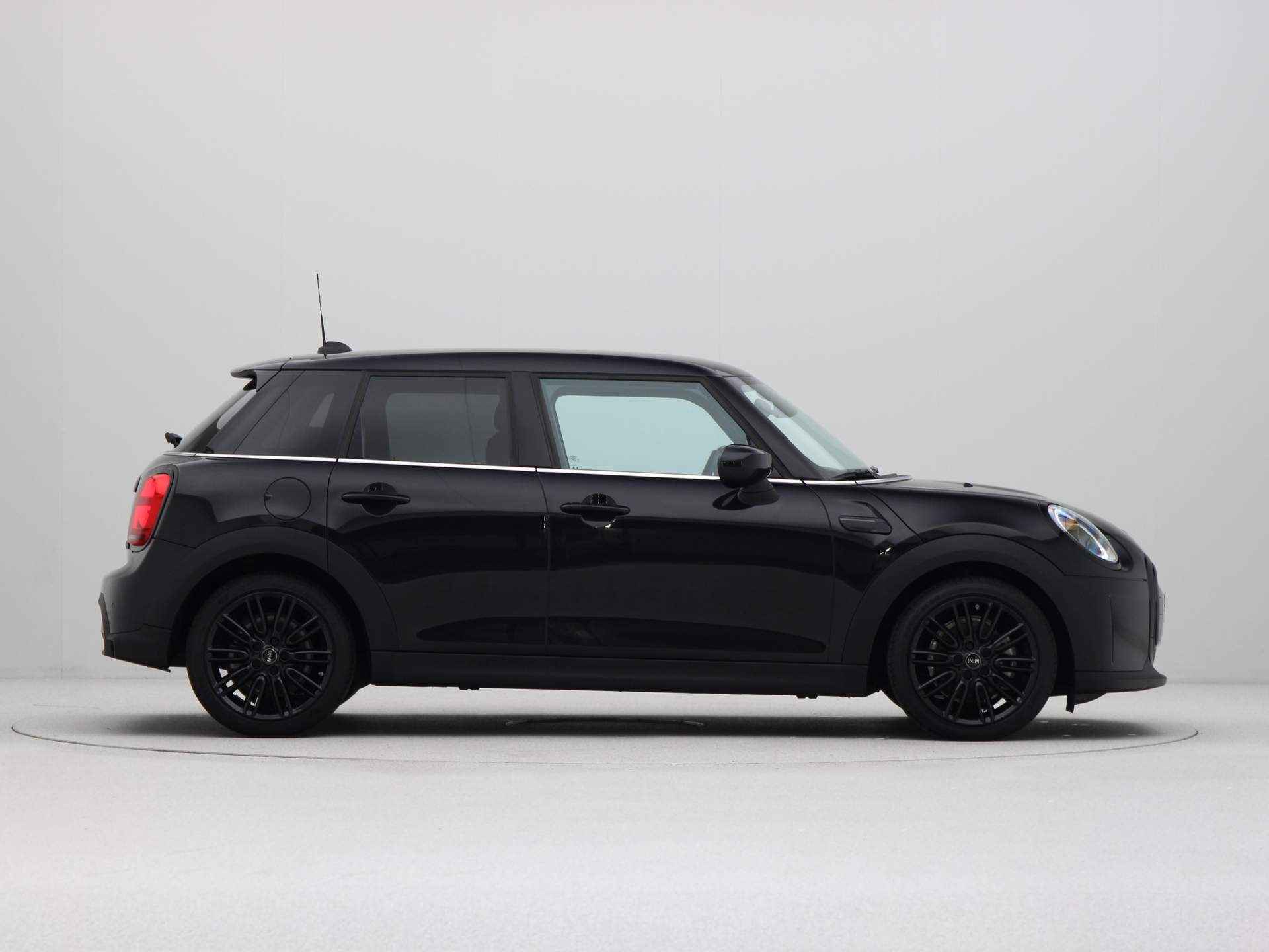 MINI 5-deurs Cooper Camden Edition Aut. - 9/22