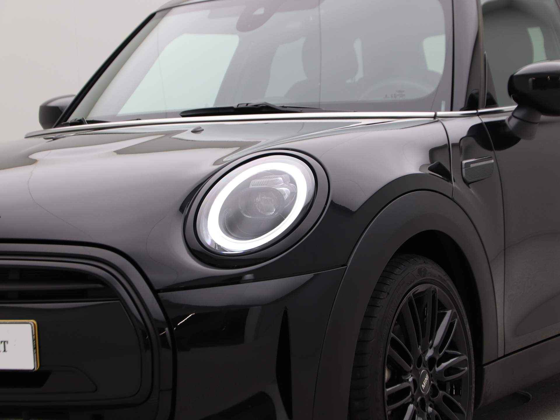 MINI 5-deurs Cooper Camden Edition Aut. - 19/22