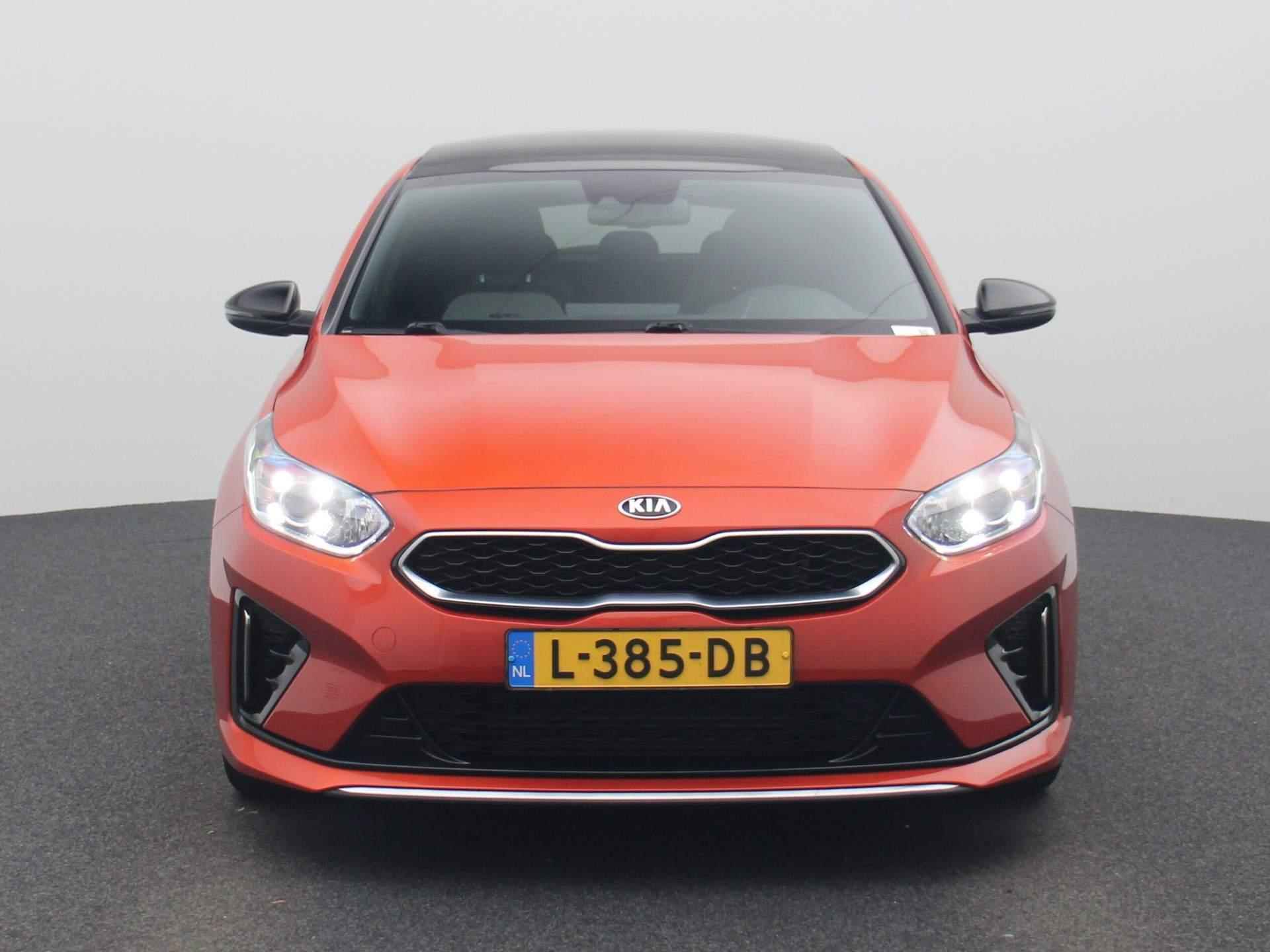 Kia ProCeed 1.5 T-GDi MHEV GT-Line Edition | Automaat | Panorama dak | | Navigatie | Climate control | Camera | Parkeer sensoren | Schuifdak | LED | LMV | DAB - 3/37