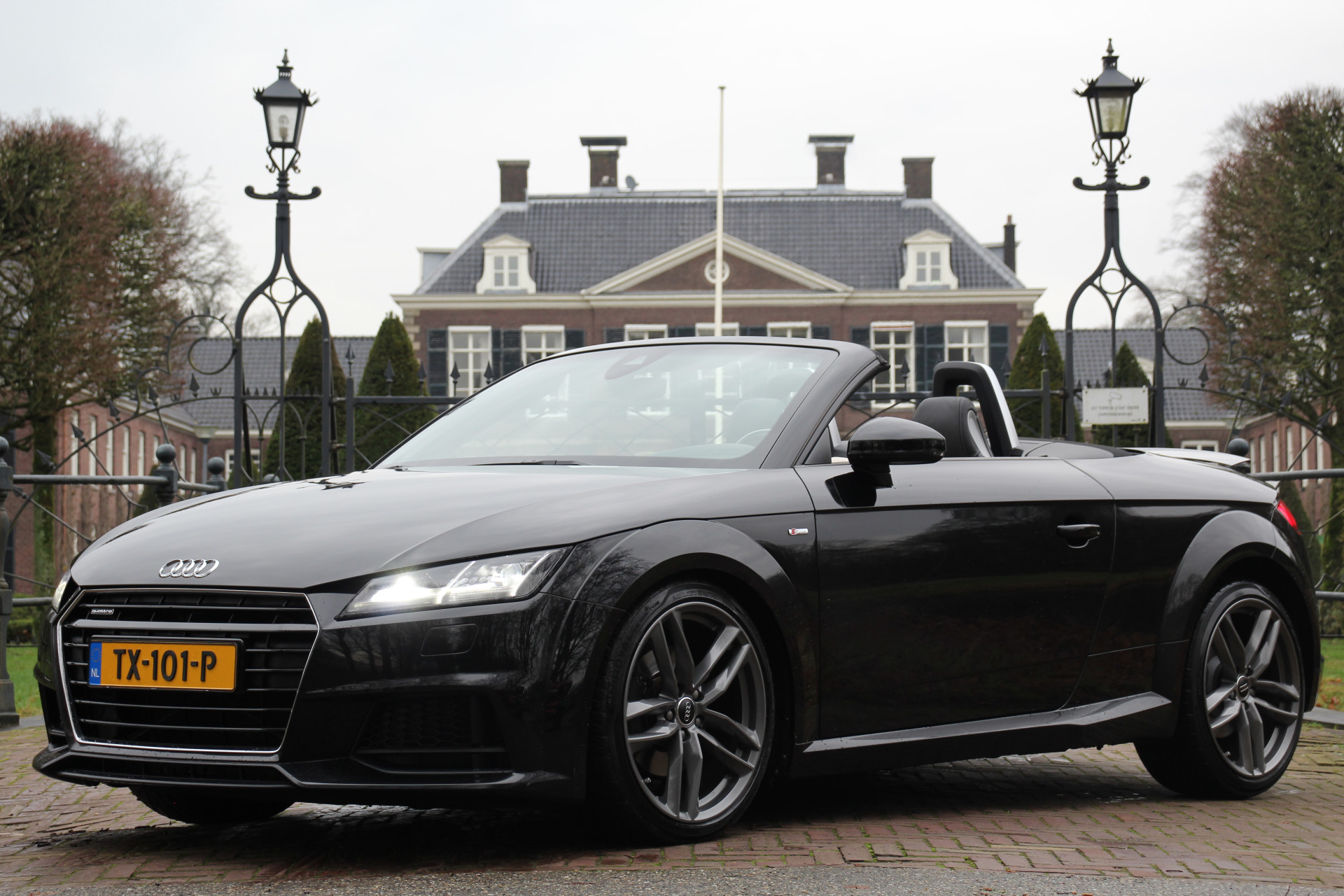 Audi TT Roadster 2.0 TFSI QUATTRO S-LINE | LEDER/ALCANTARA | VIRTUAL COCKPIT | BANG & OLUFSEN | NAVI | CLIMA | STOELVERWARMING | CRUISE