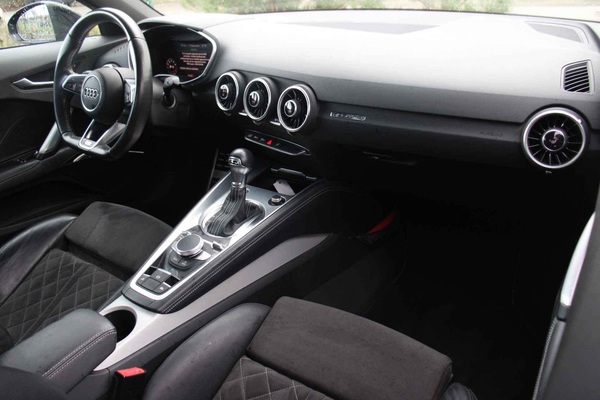 Audi TT Roadster 2.0 TFSI QUATTRO S-LINE | LEDER/ALCANTARA | VIRTUAL COCKPIT | BANG & OLUFSEN | NAVI | CLIMA | STOELVERWARMING | CRUISE - 7/48