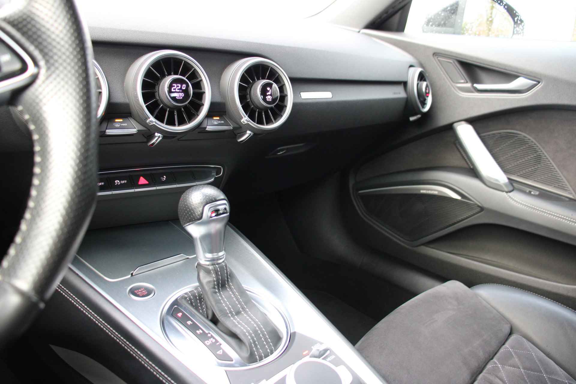 Audi TT Roadster 2.0 TFSI QUATTRO S-LINE | LEDER/ALCANTARA | VIRTUAL COCKPIT | BANG & OLUFSEN | NAVI | CLIMA | STOELVERWARMING | CRUISE - 35/48