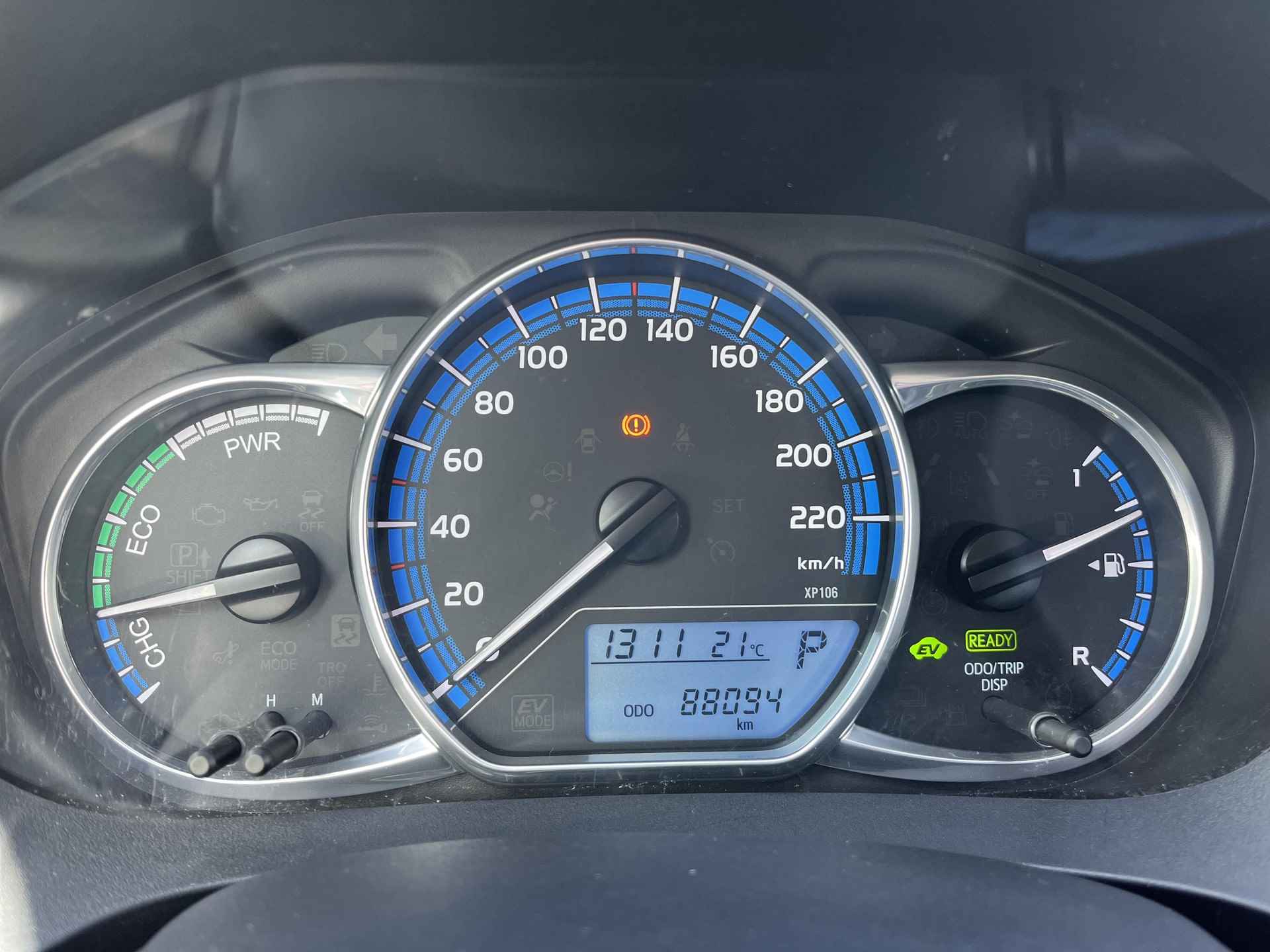Toyota Yaris 1.5 Hybrid Now | Climate Control | Stoelverwarming | Lichtmetalen velgen - 16/19